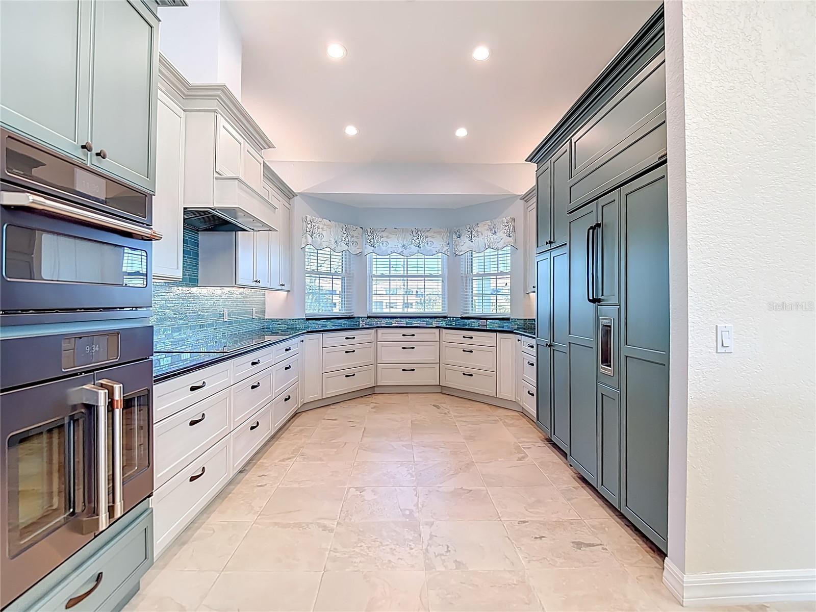 SUNSET HILLS COUNTRY CLUB - Residential