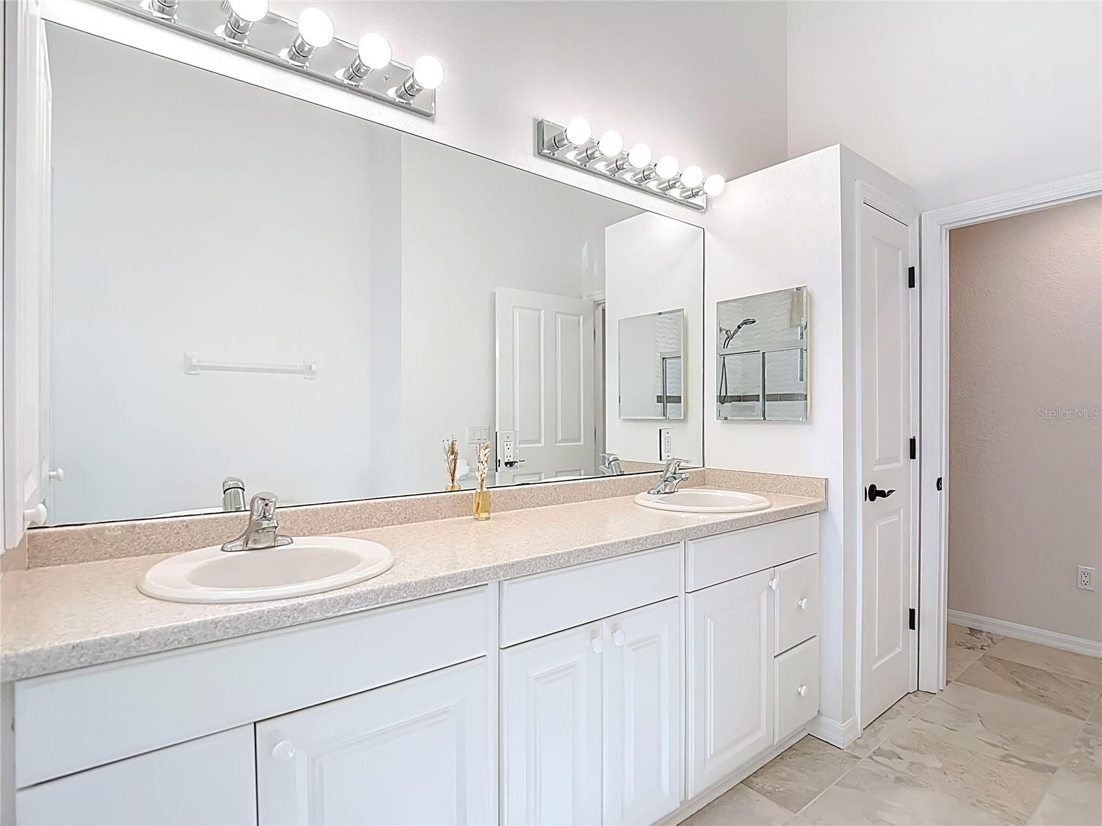 SUNSET HILLS COUNTRY CLUB - Residential