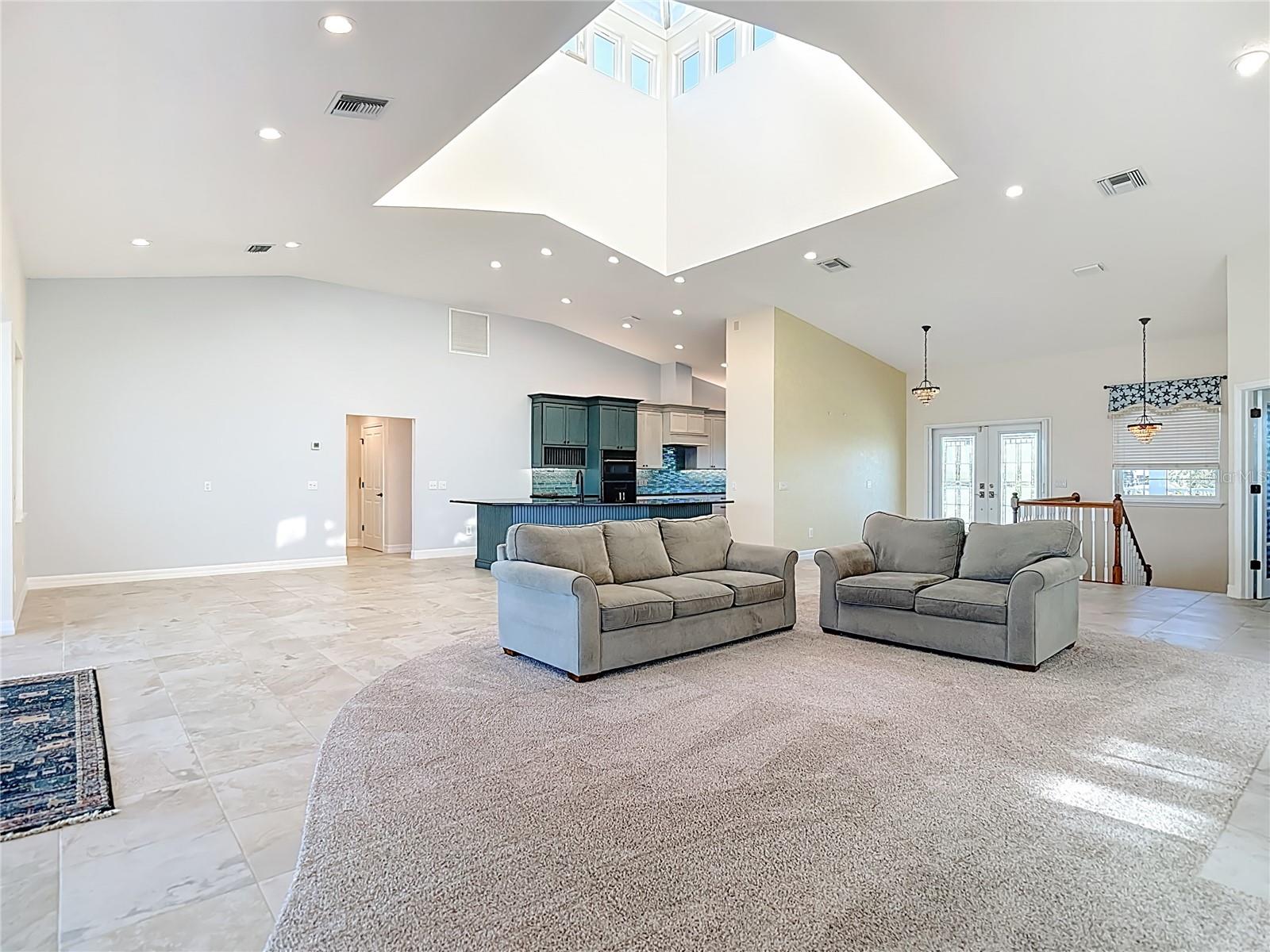 SUNSET HILLS COUNTRY CLUB - Residential