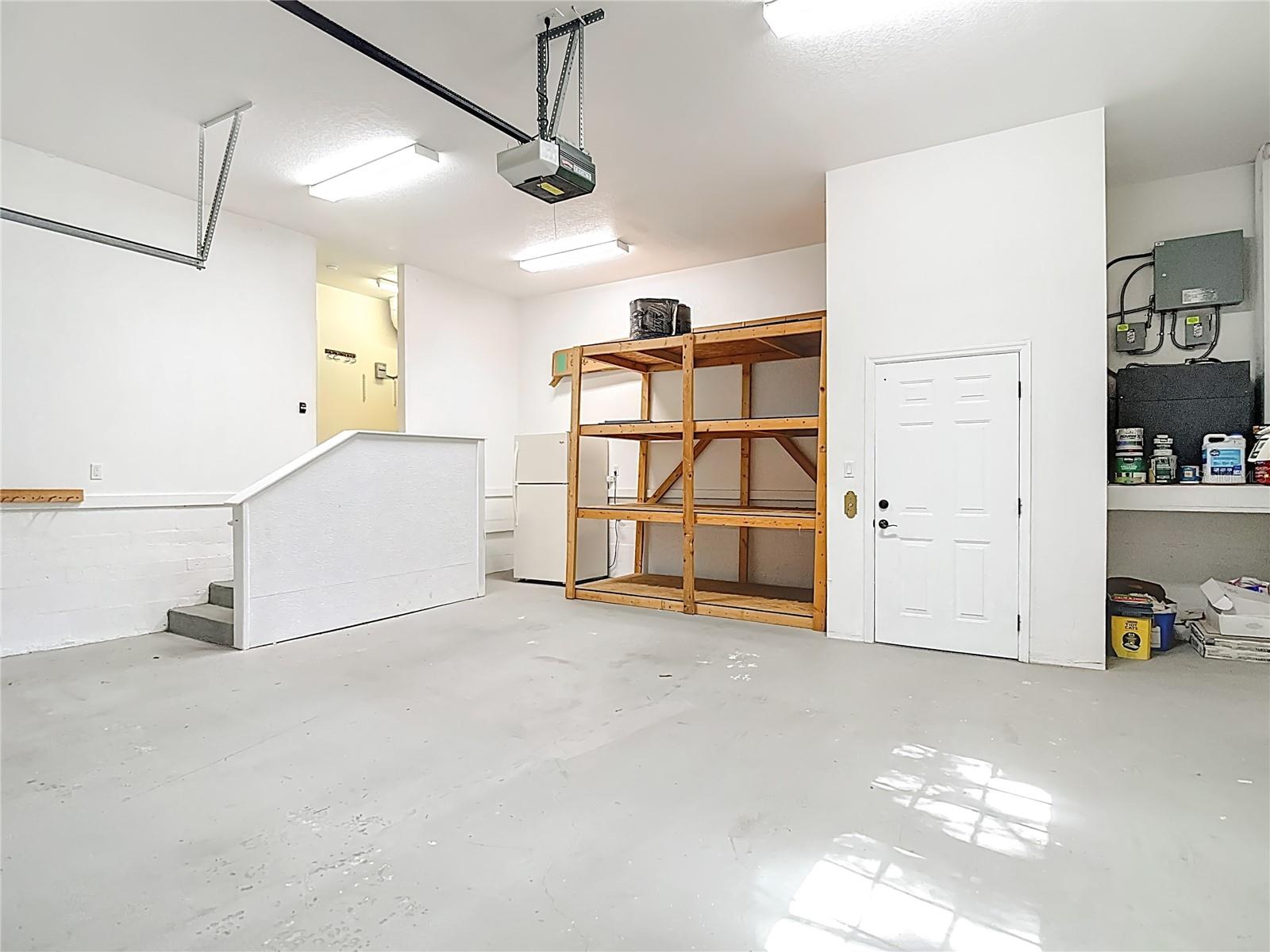 SUNSET HILLS COUNTRY CLUB - Residential