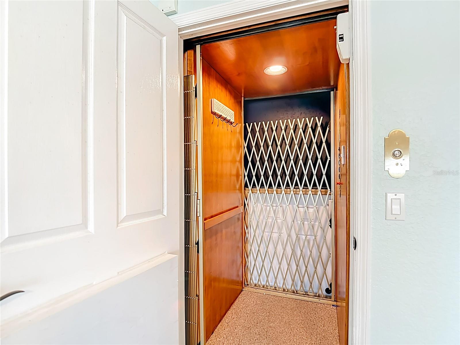 SUNSET HILLS COUNTRY CLUB - Residential