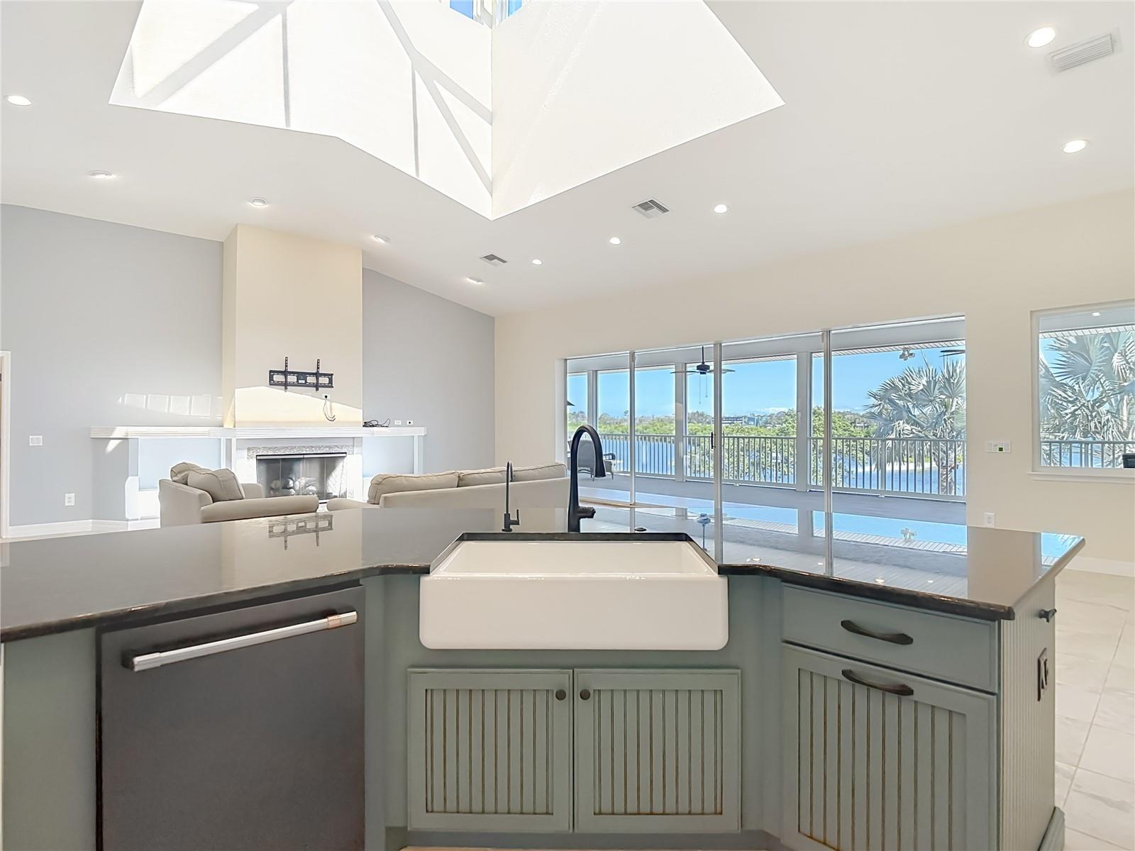 SUNSET HILLS COUNTRY CLUB - Residential