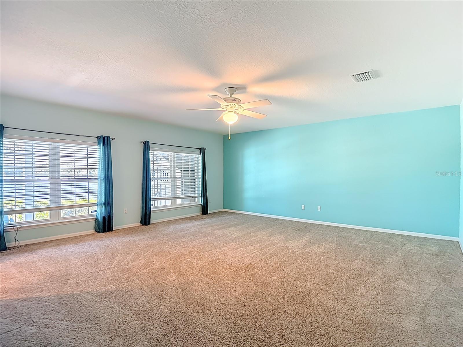 SUNSET HILLS COUNTRY CLUB - Residential