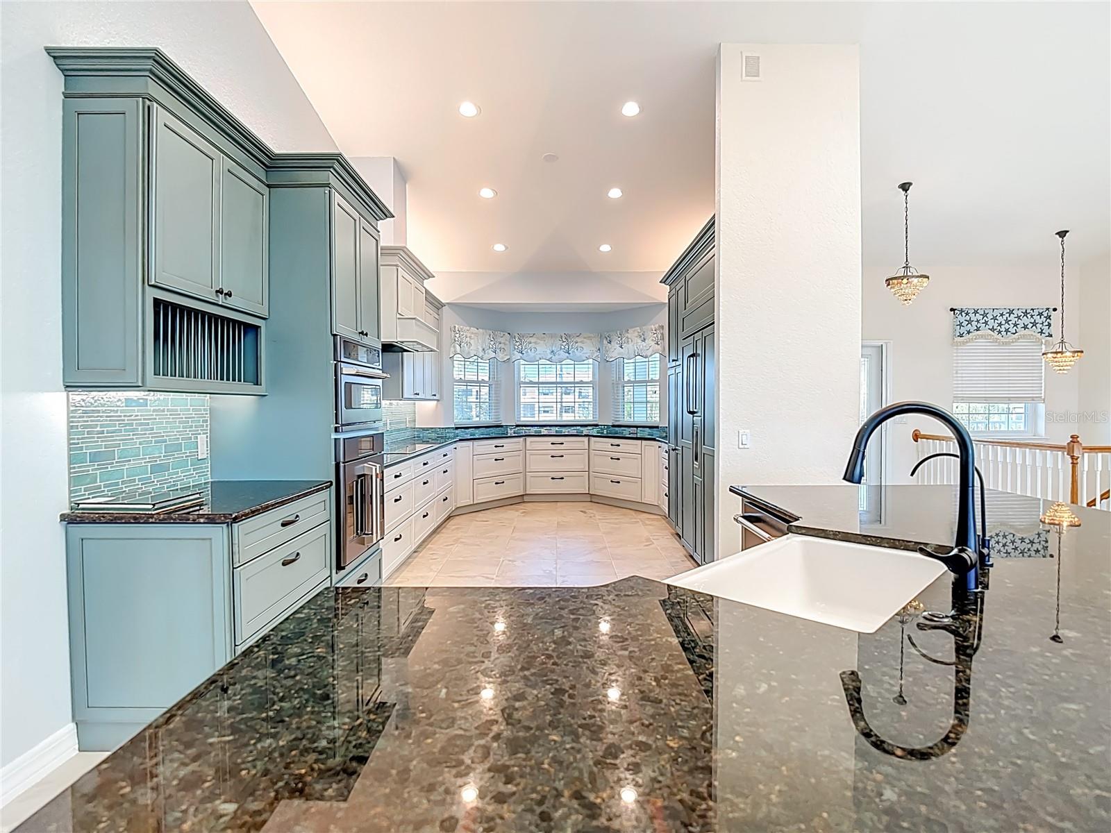 SUNSET HILLS COUNTRY CLUB - Residential