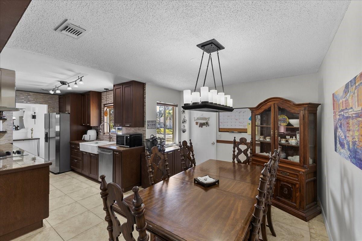 OAK FOREST UNIT 4 - Residential