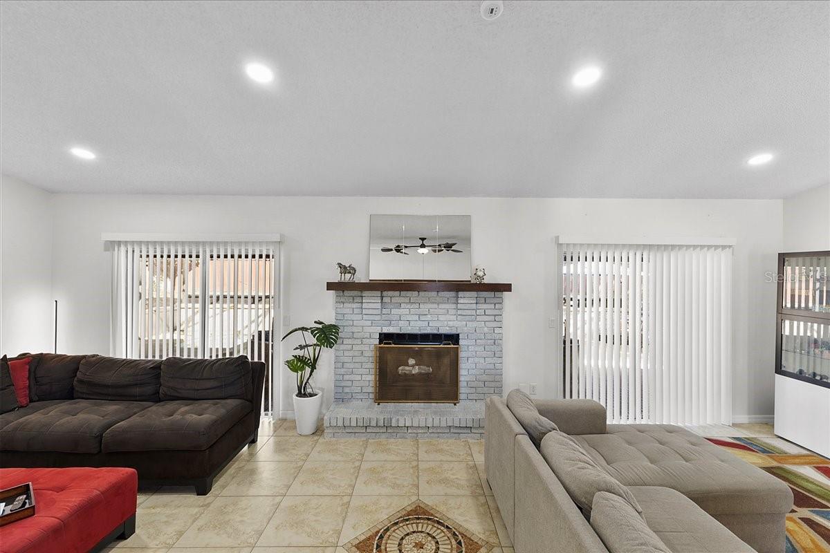 OAK FOREST UNIT 4 - Residential