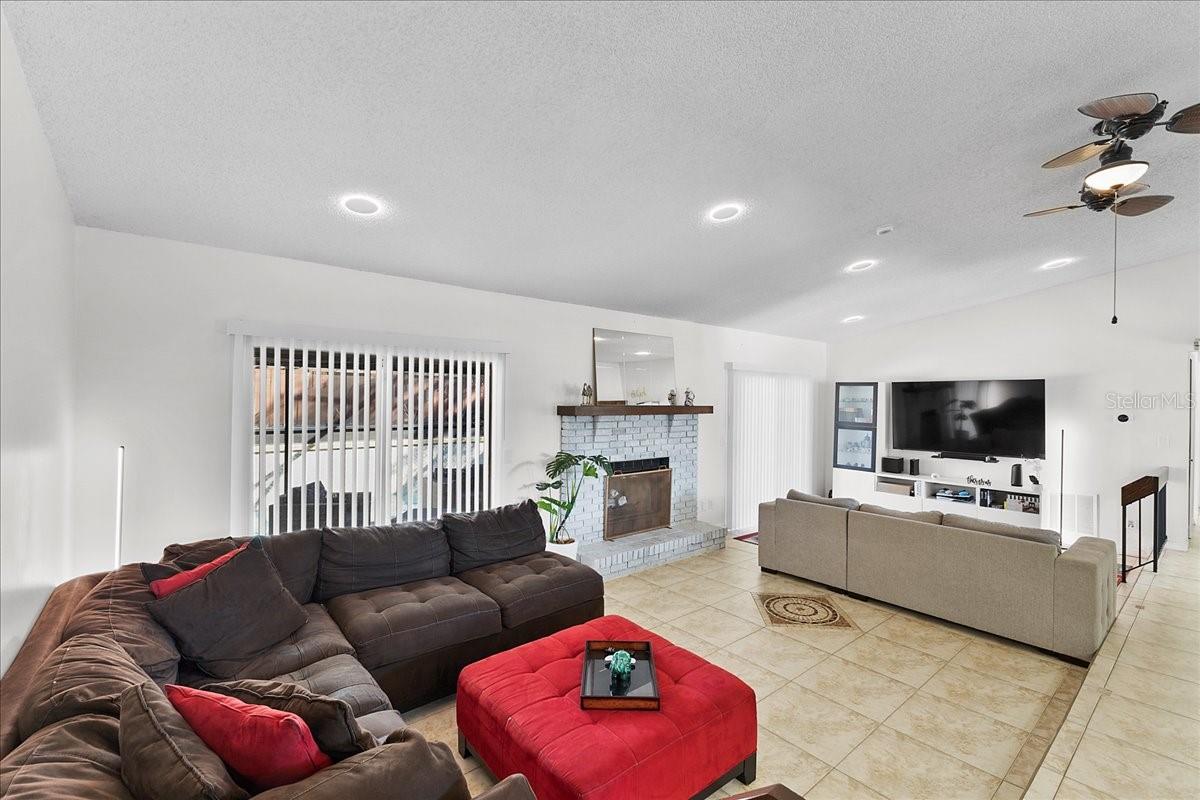 OAK FOREST UNIT 4 - Residential