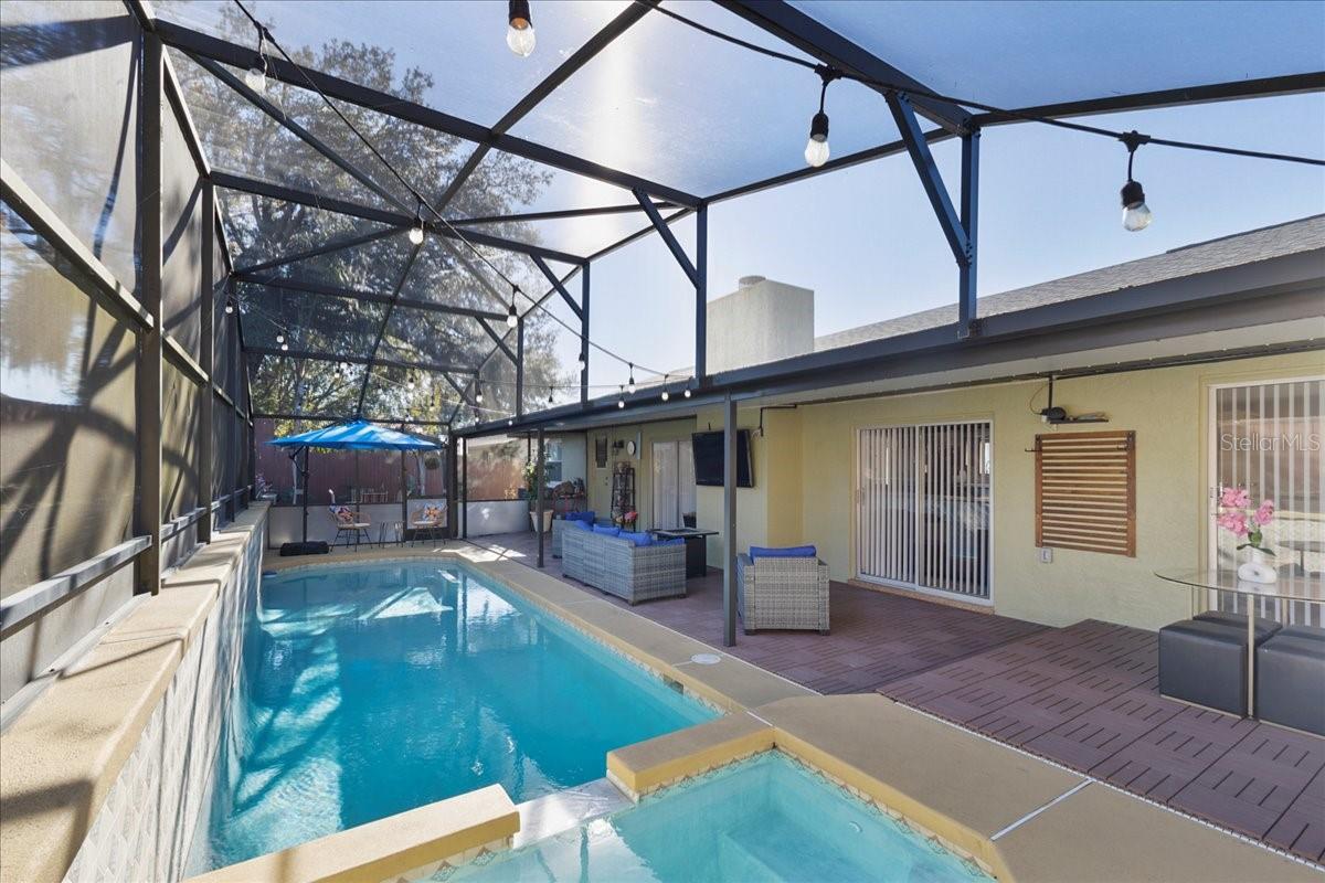 OAK FOREST UNIT 4 - Residential