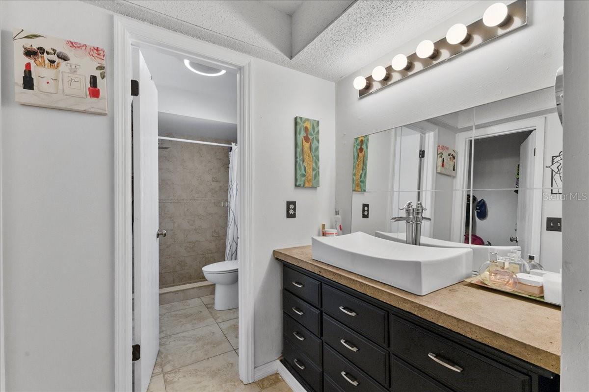 OAK FOREST UNIT 4 - Residential