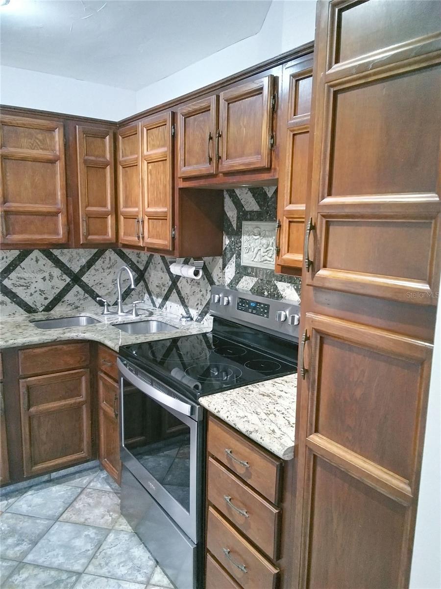 4209 FOGCUTTER COURT 4209