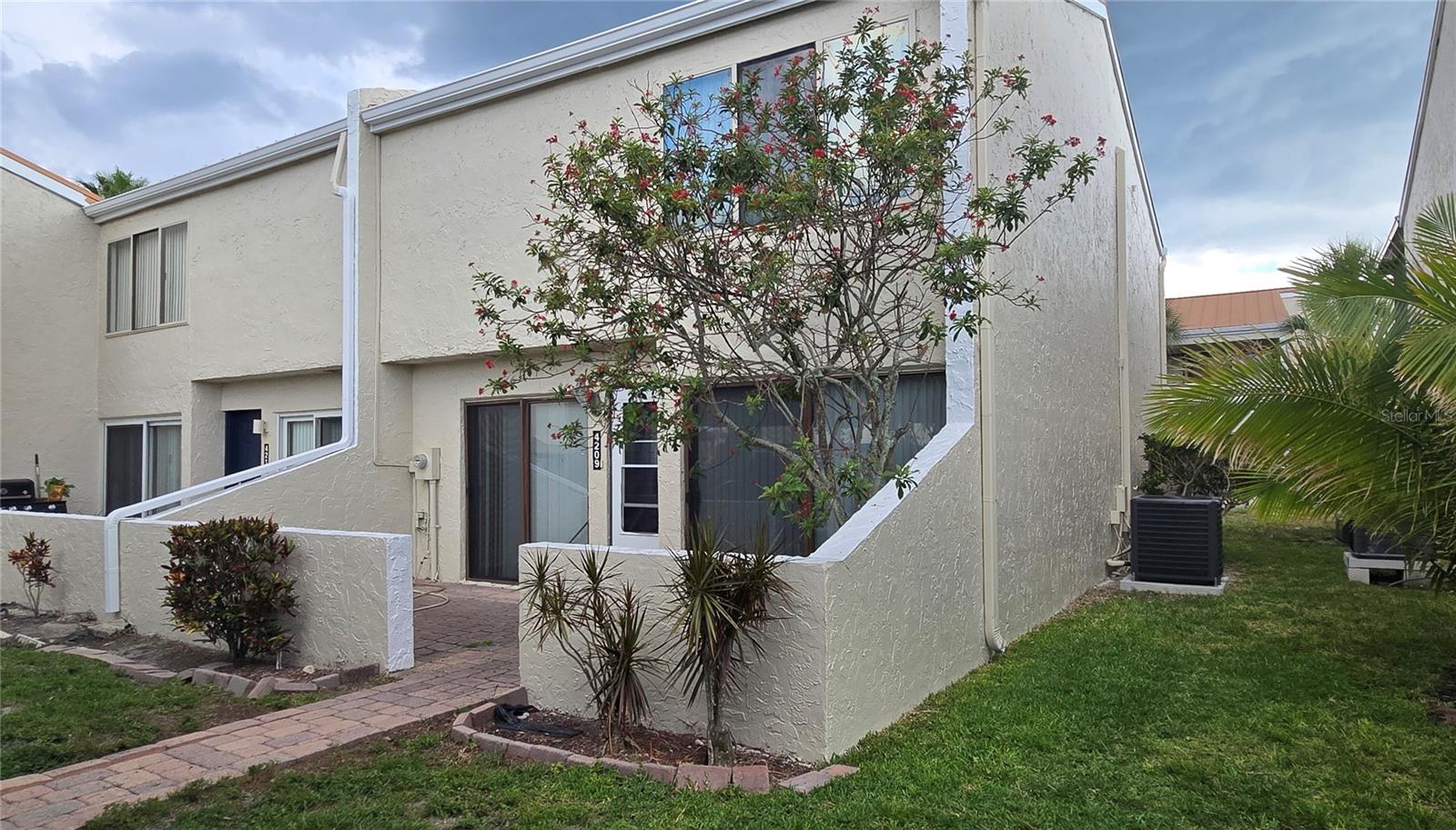 4209 FOGCUTTER COURT 4209