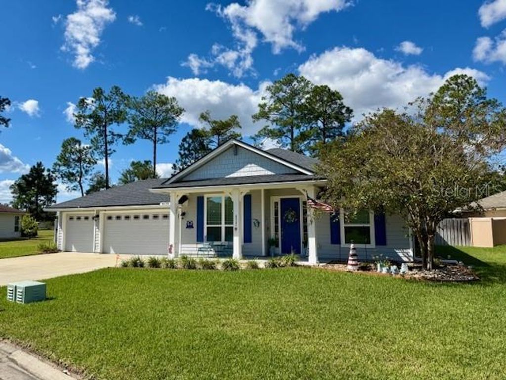 Photo of 86351 Moonlit Walk Circle, Yulee, FL 32097 (MLS # L4956191)