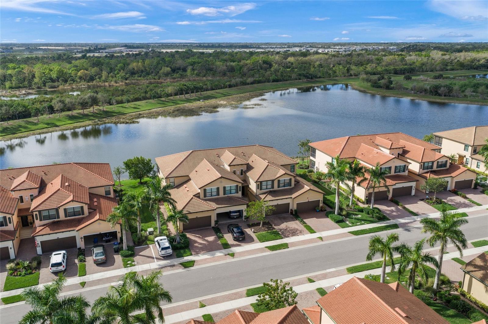 SARASOTA NATIONAL - Residential