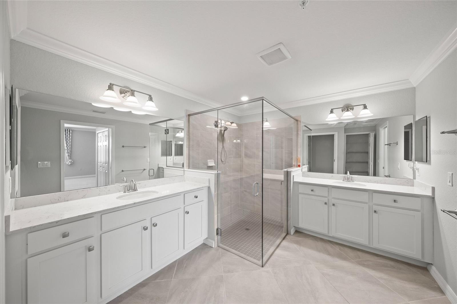 SARASOTA NATIONAL - Residential