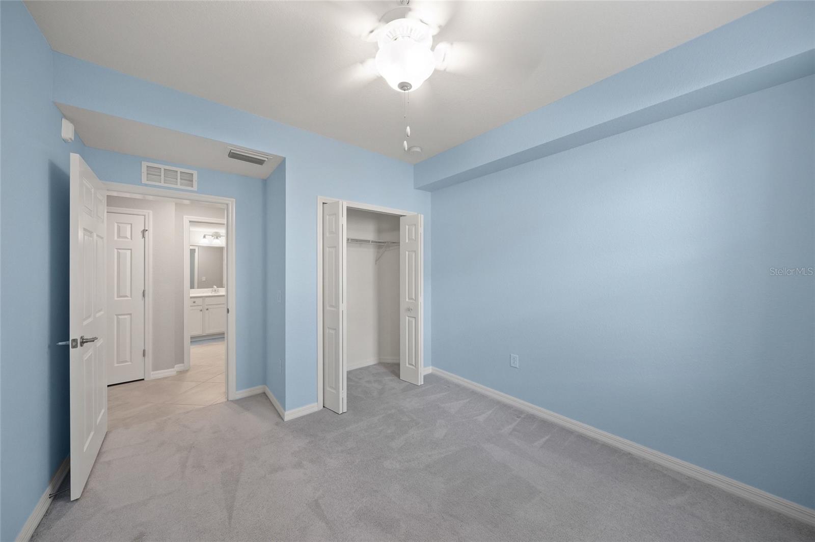 SARASOTA NATIONAL - Residential