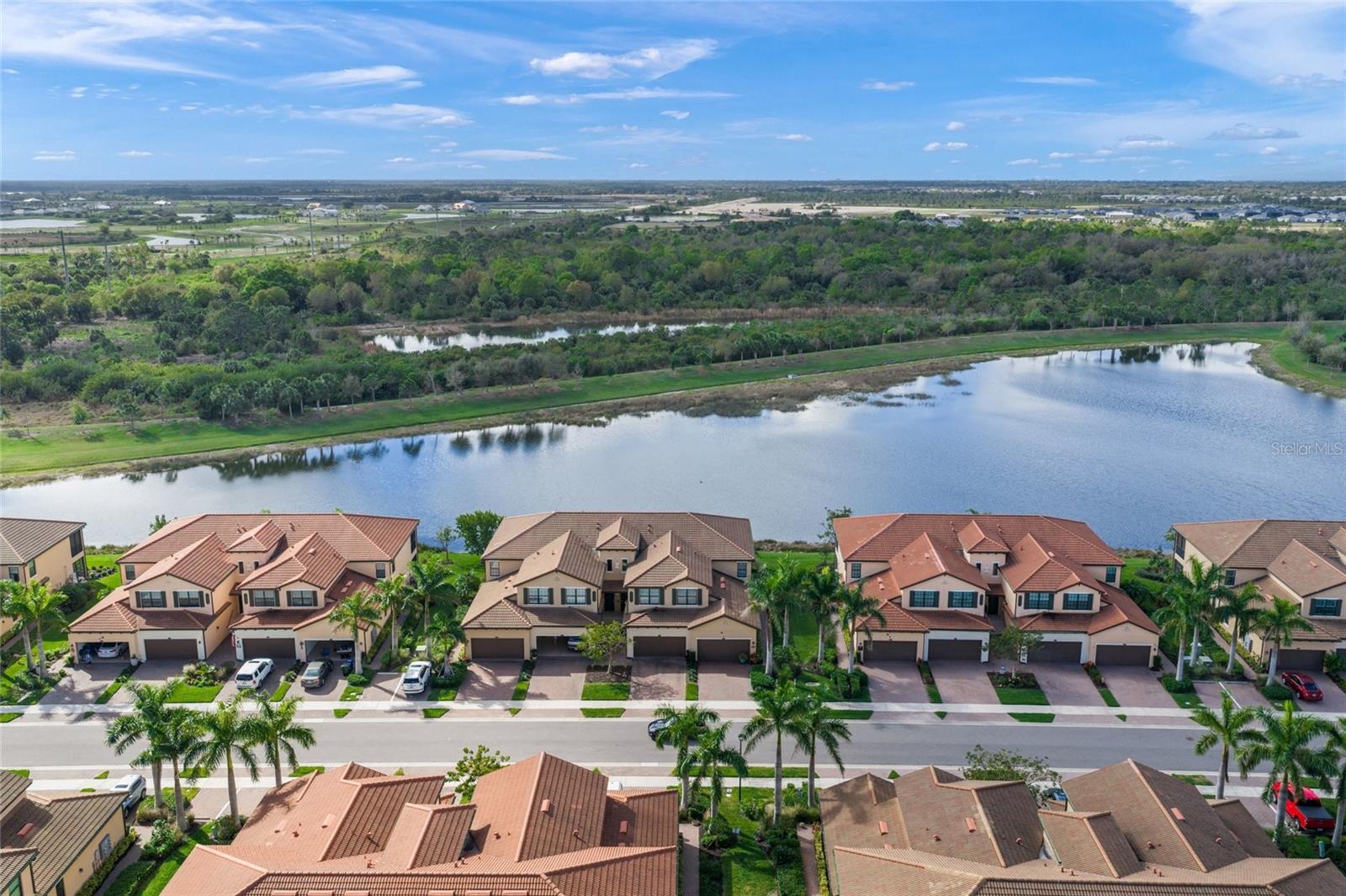 SARASOTA NATIONAL - Residential