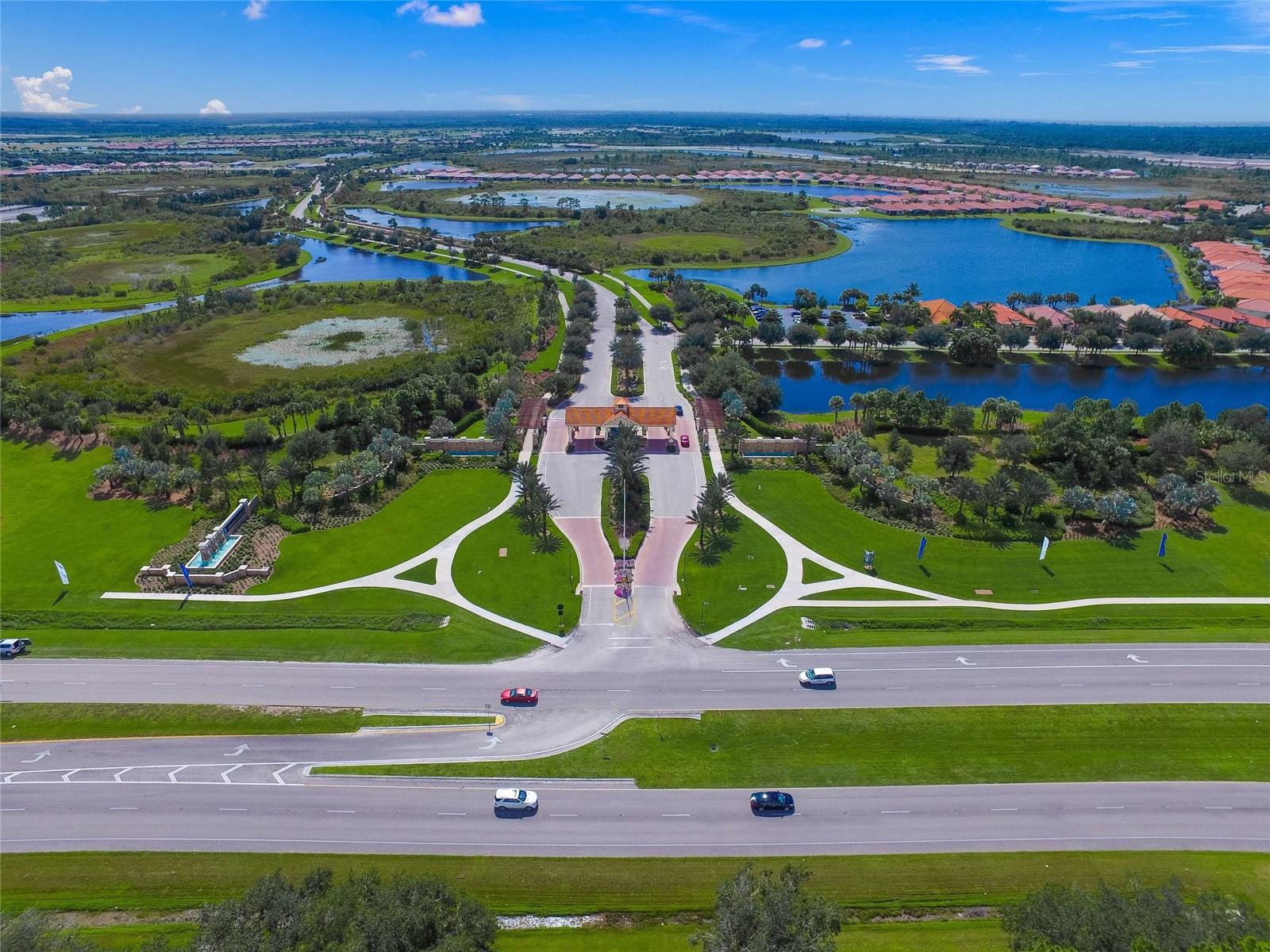 SARASOTA NATIONAL - Residential