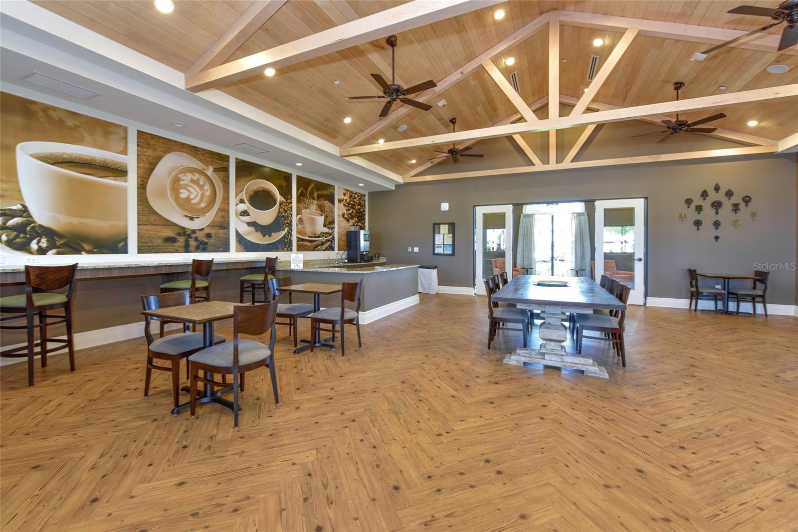 SARASOTA NATIONAL - Residential