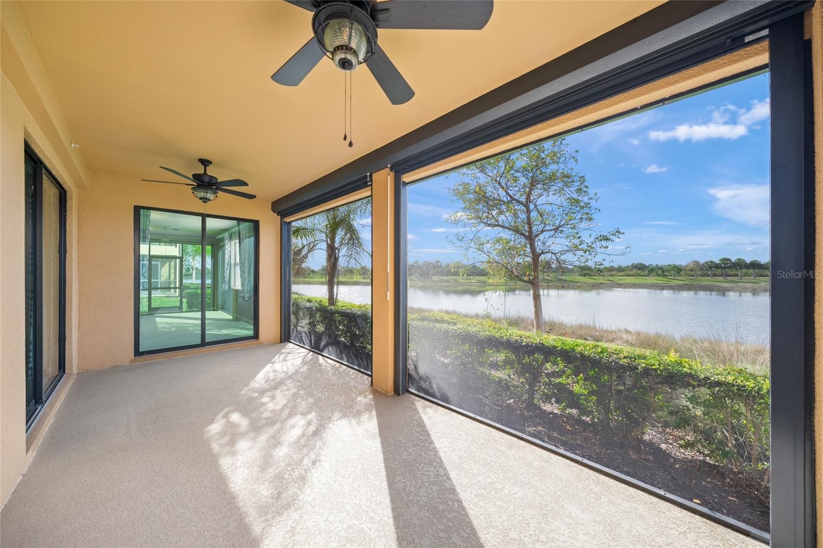 SARASOTA NATIONAL - Residential