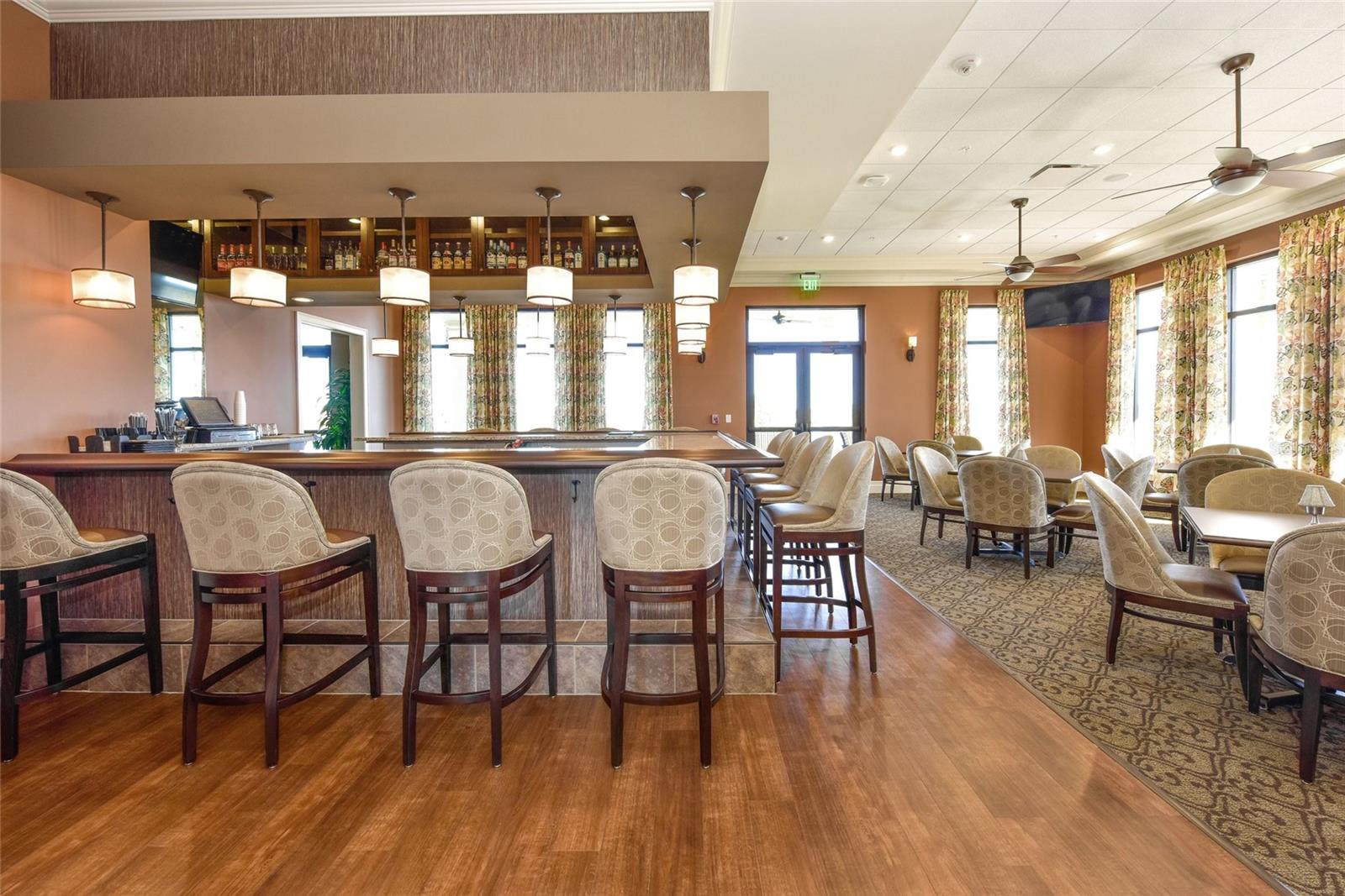 SARASOTA NATIONAL - Residential