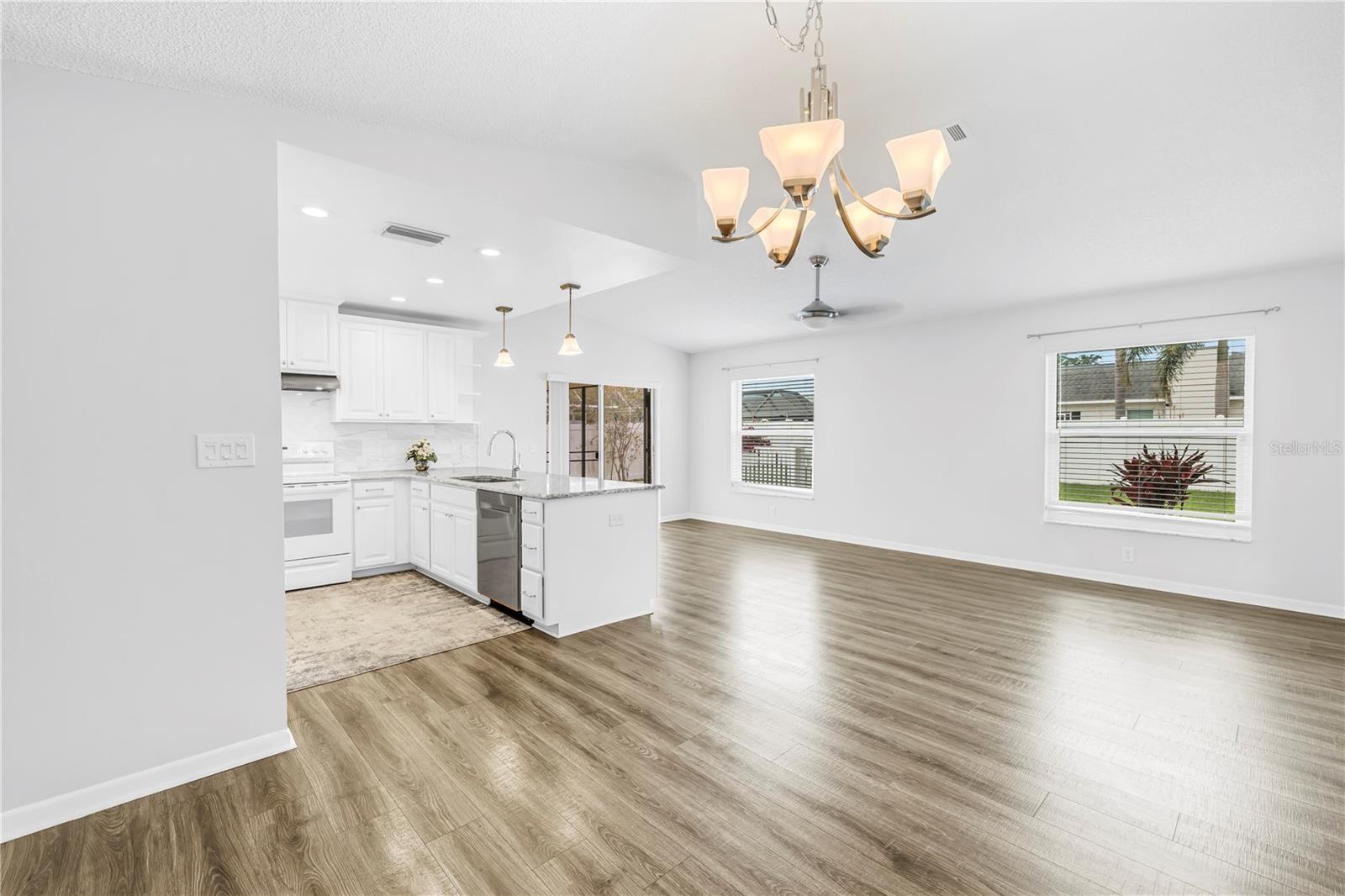 LAUREL OAK WOODS - Residential