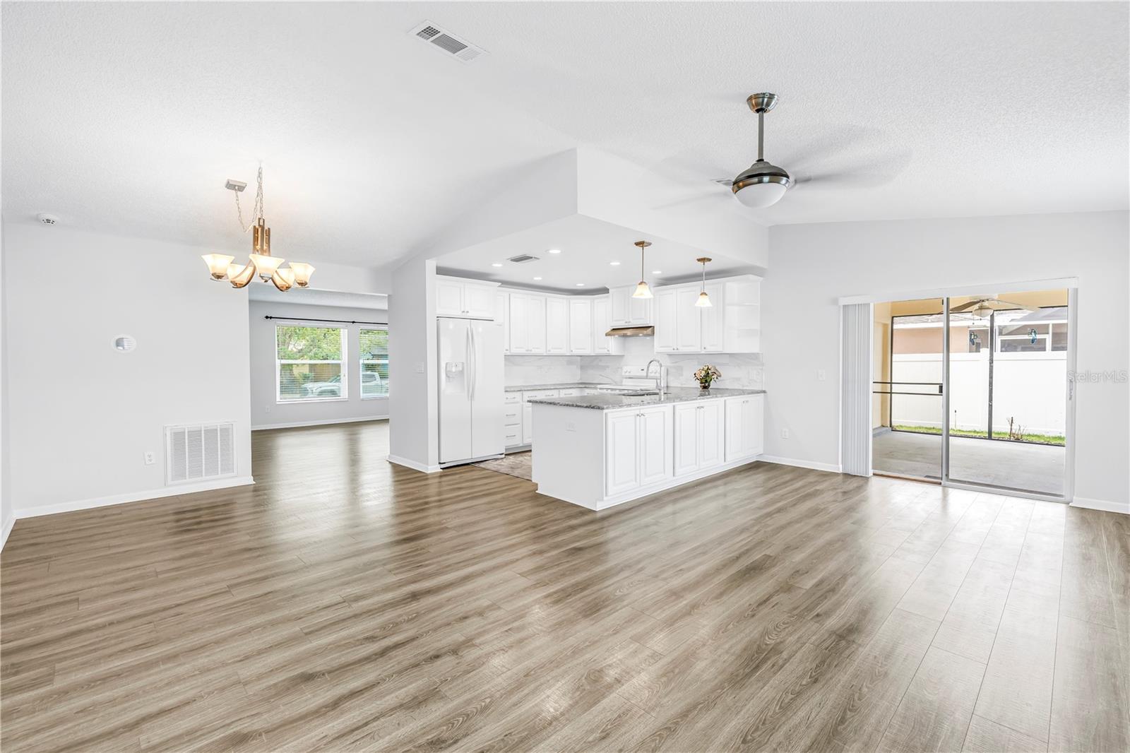 LAUREL OAK WOODS - Residential