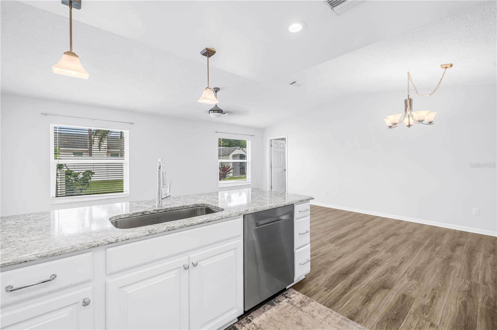 LAUREL OAK WOODS - Residential