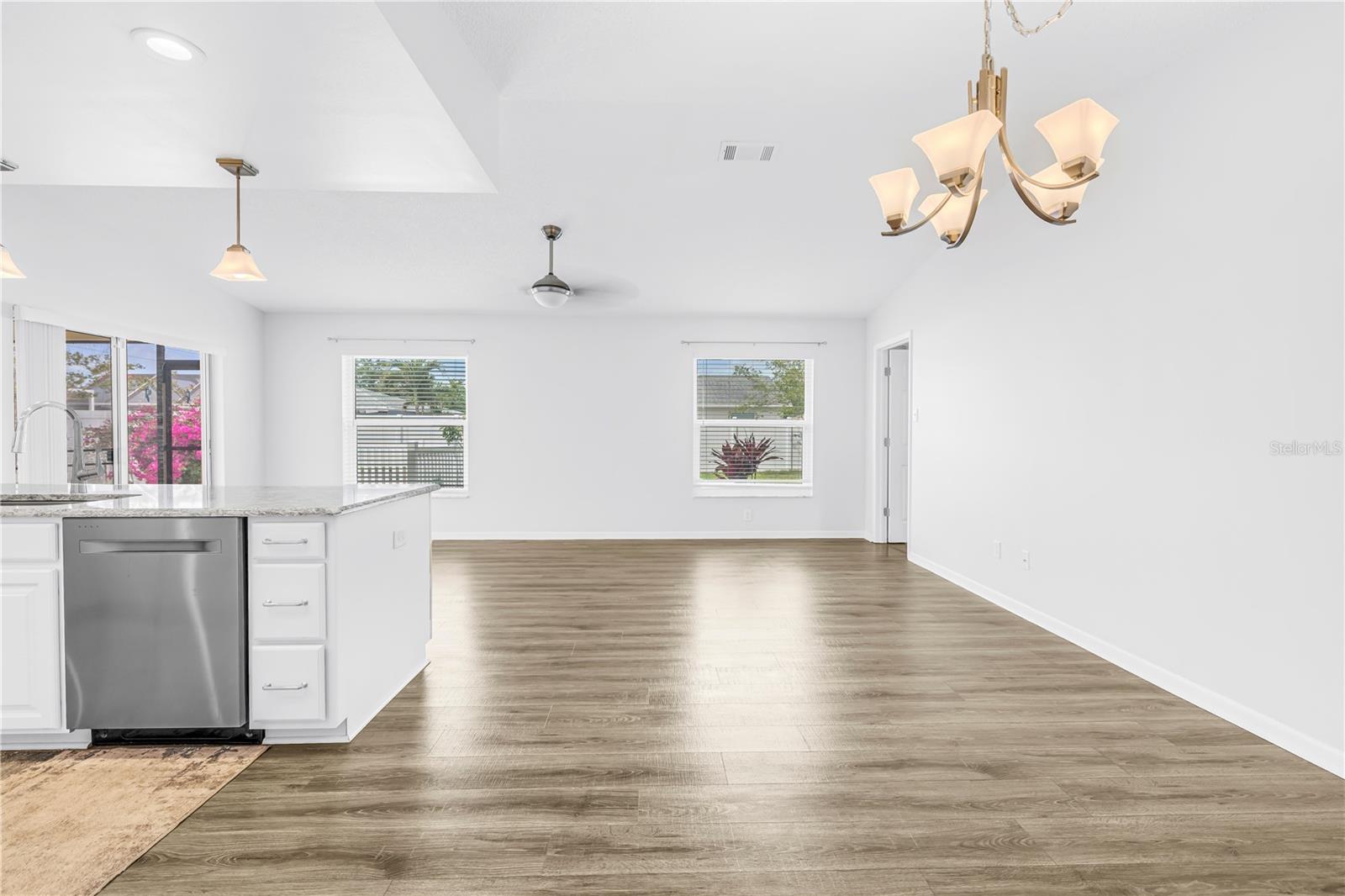 LAUREL OAK WOODS - Residential