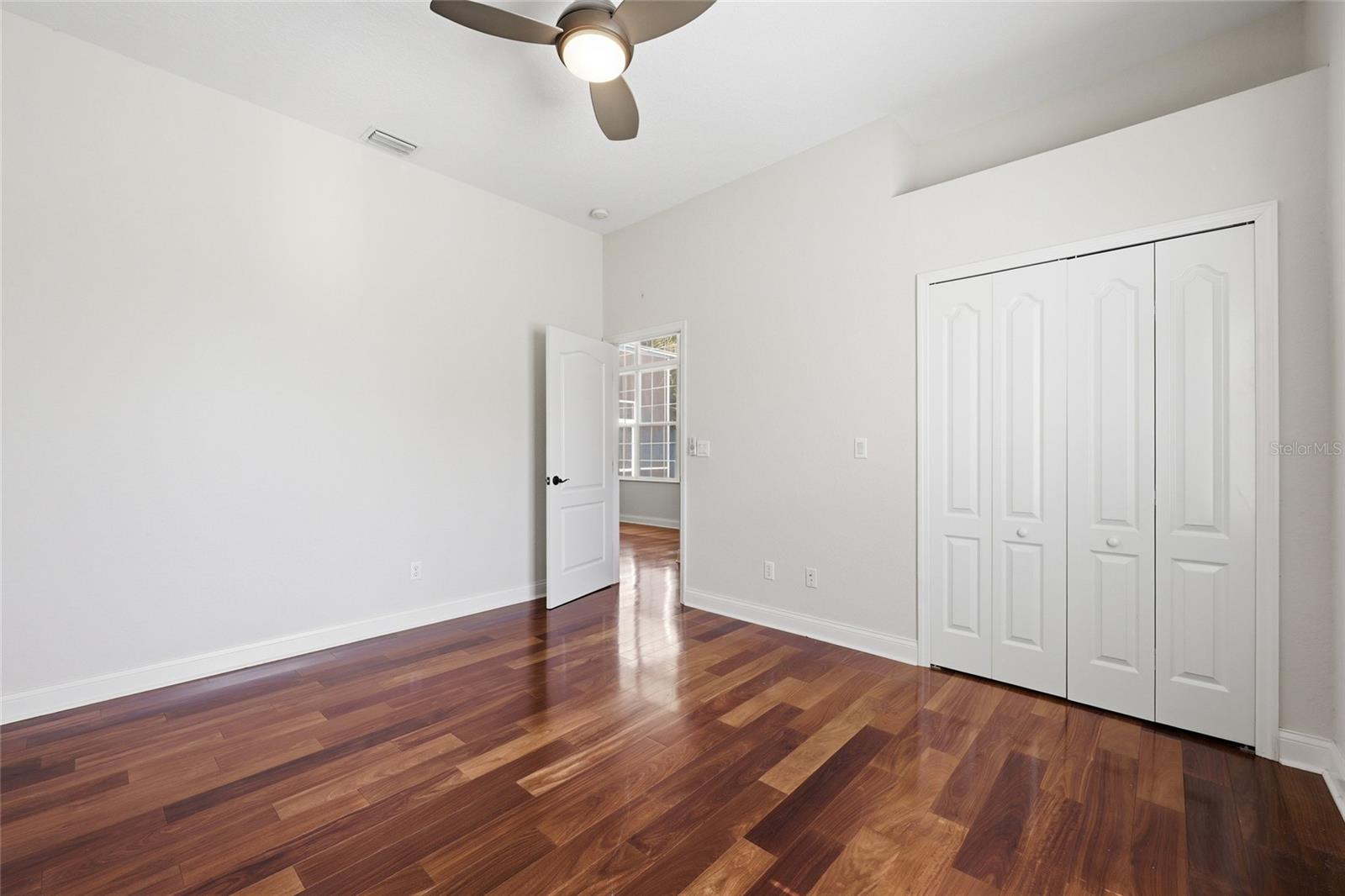 PINE LAKES - Residential