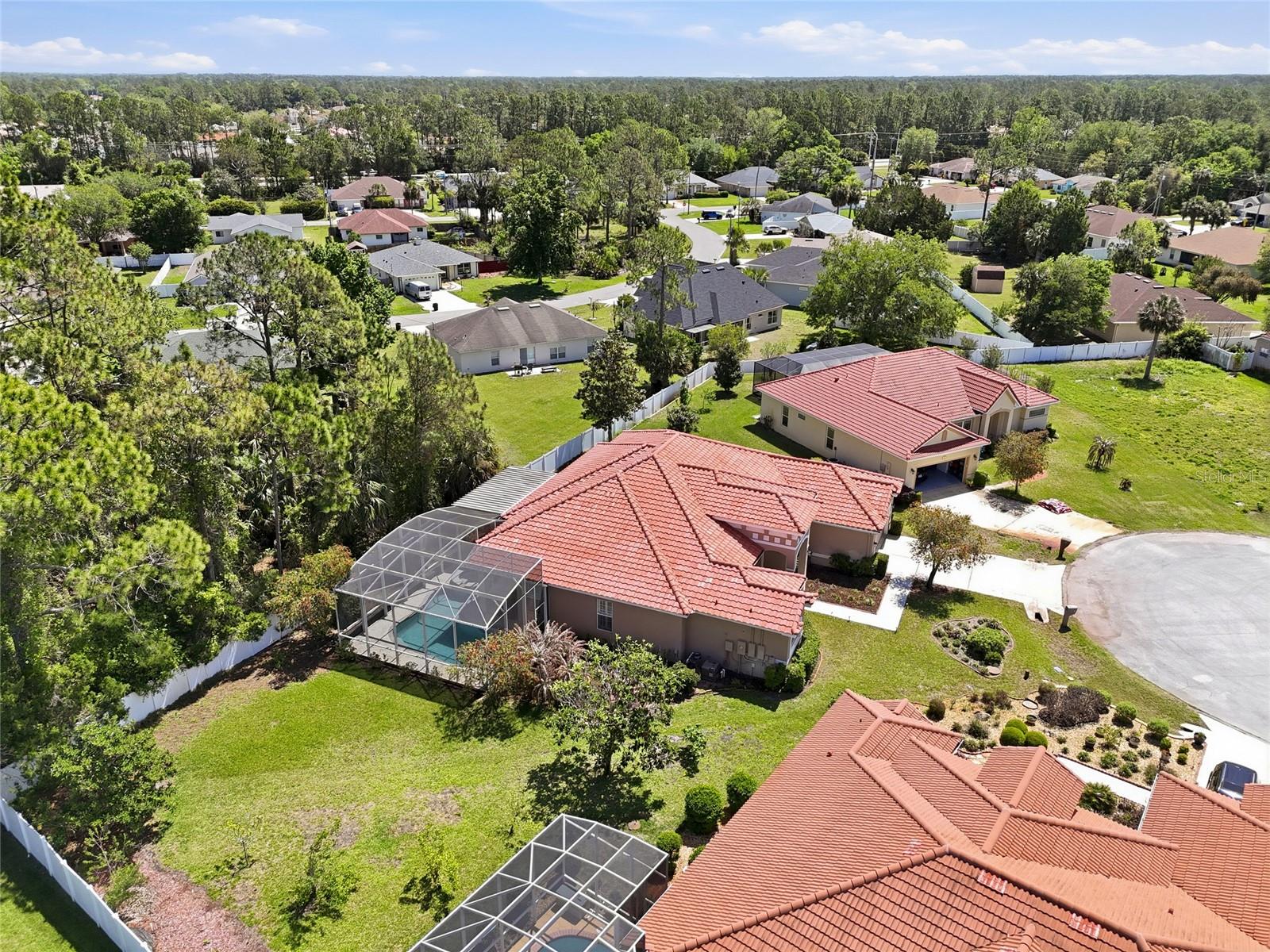 PINE LAKES - Residential