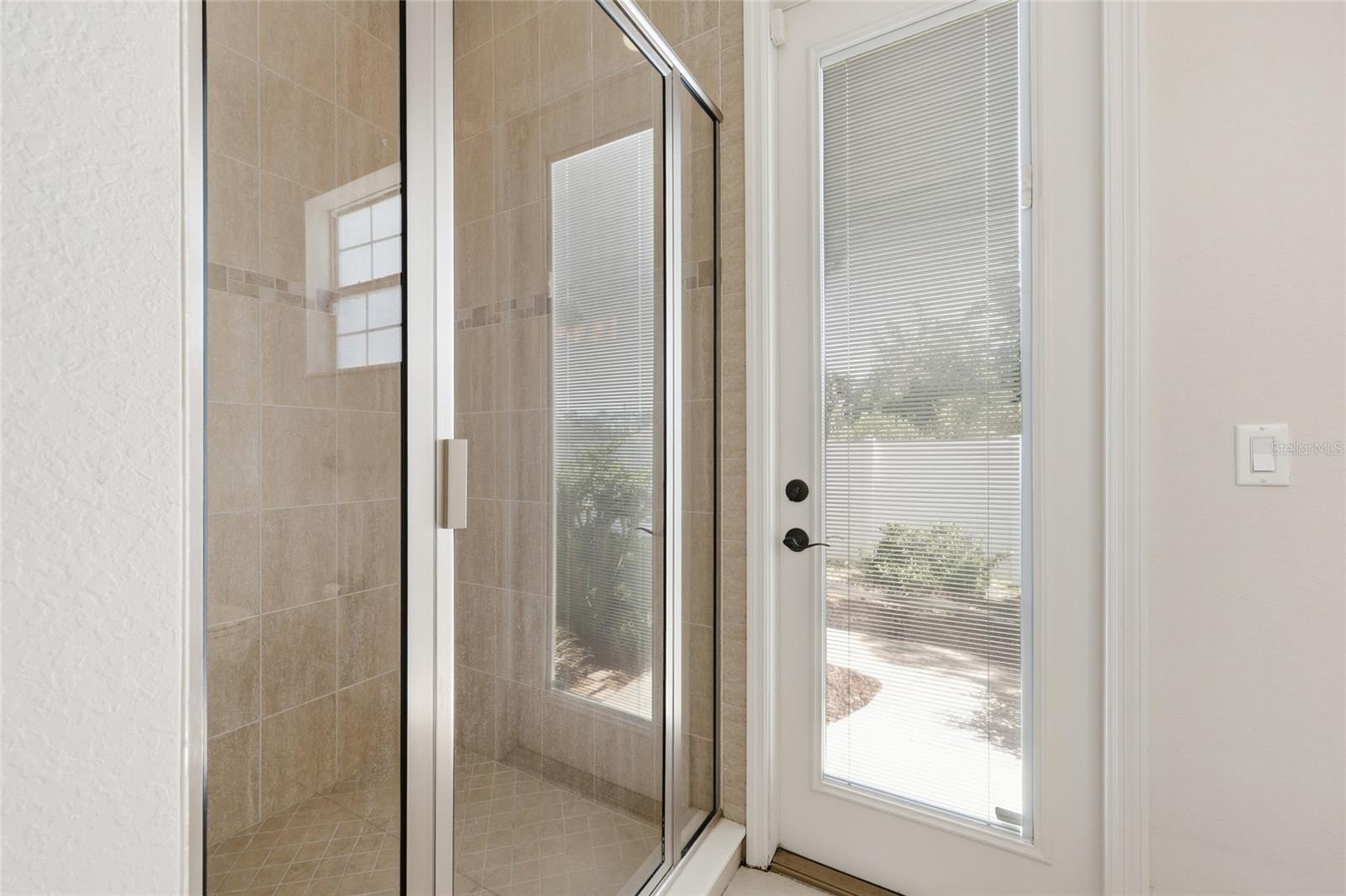 PINE LAKES - Residential