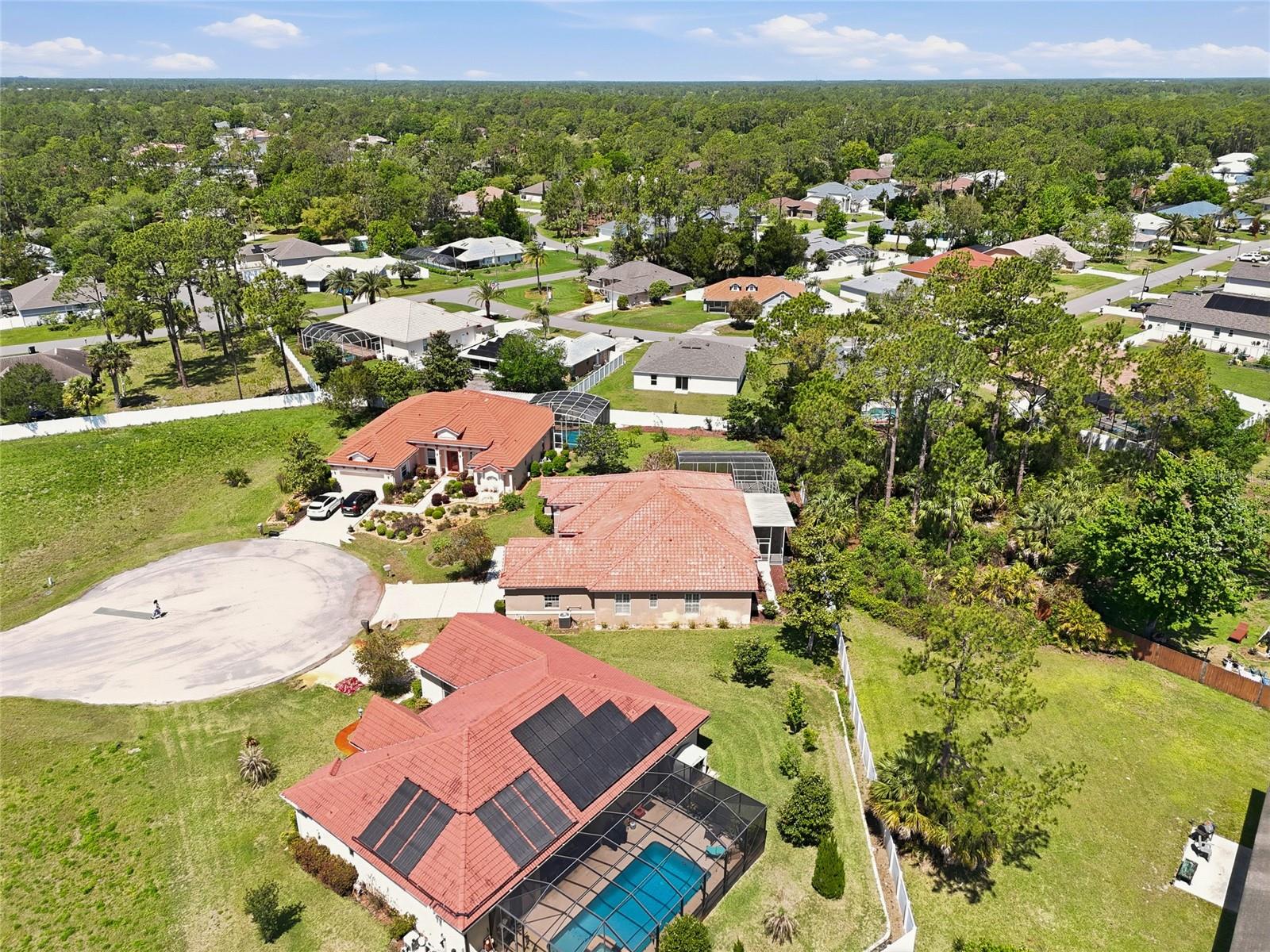 PINE LAKES - Residential