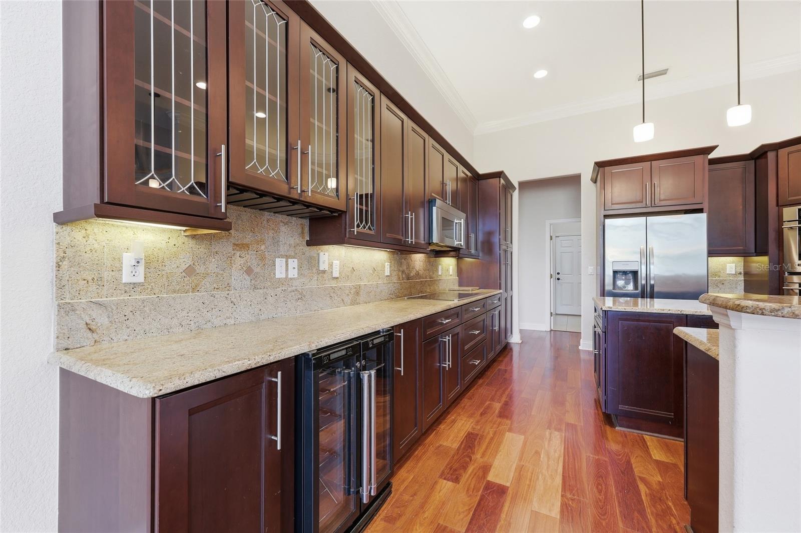 PINE LAKES - Residential