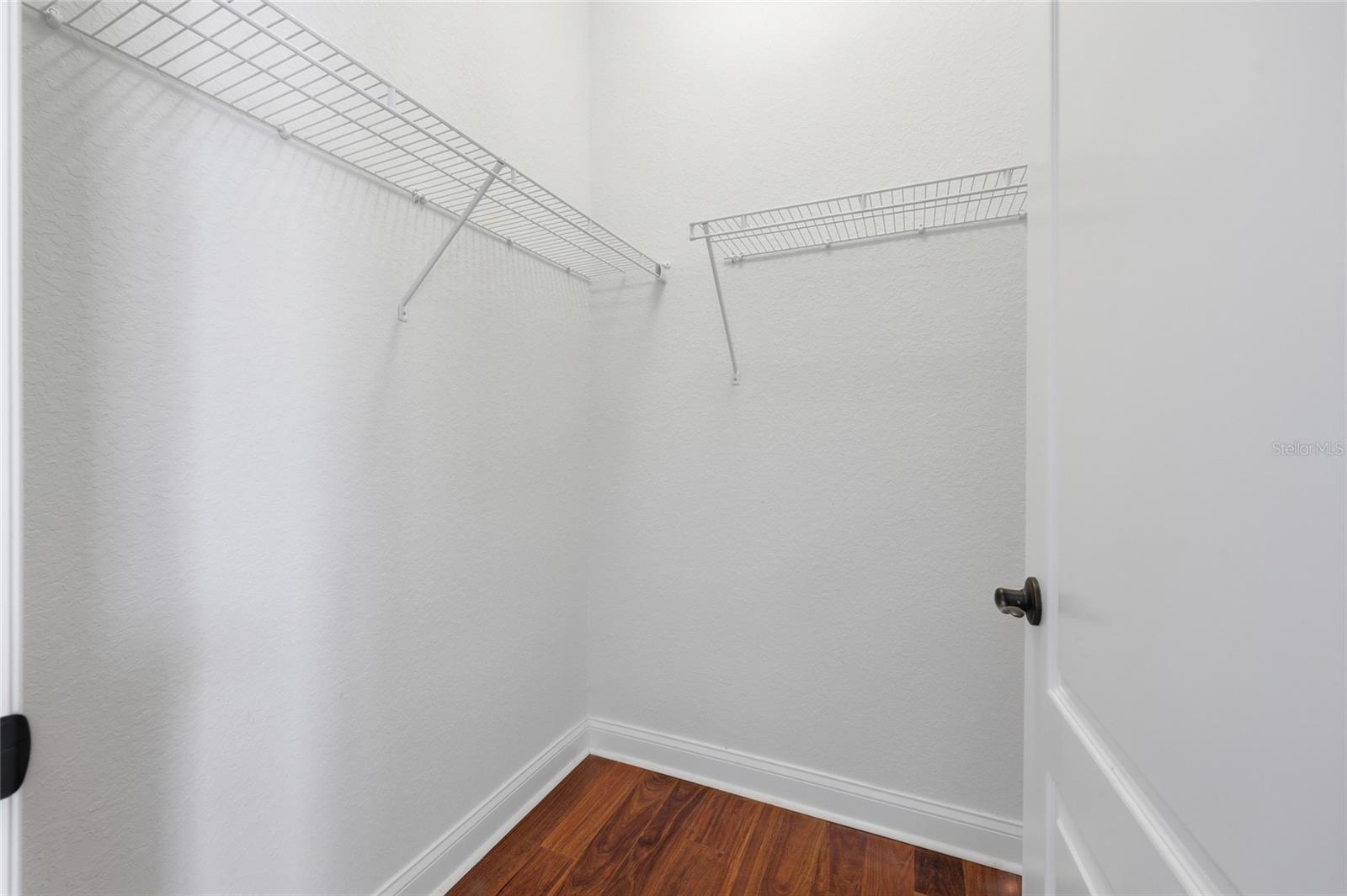 PINE LAKES - Residential