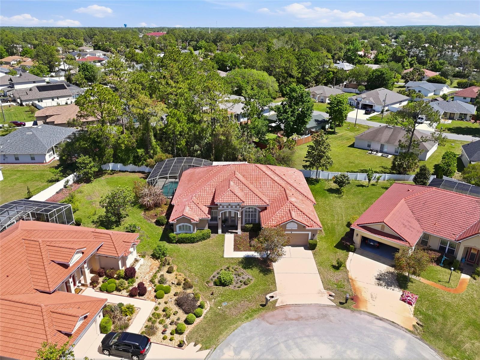 PINE LAKES - Residential