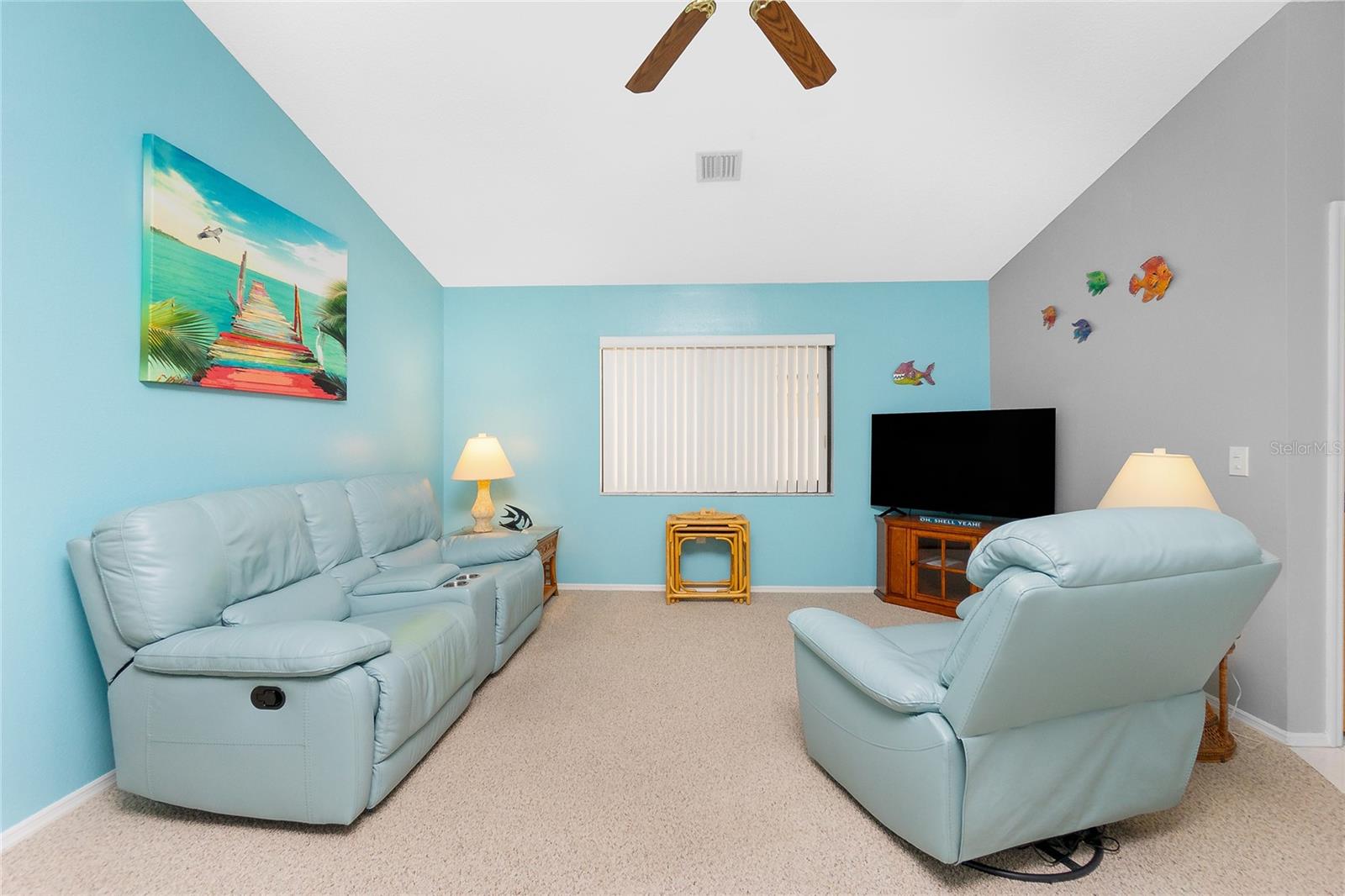 ROTONDA WEST PEBBLE BEACH - Residential