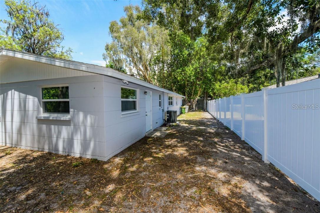 ALHAMBRA COURT - Residential Lease