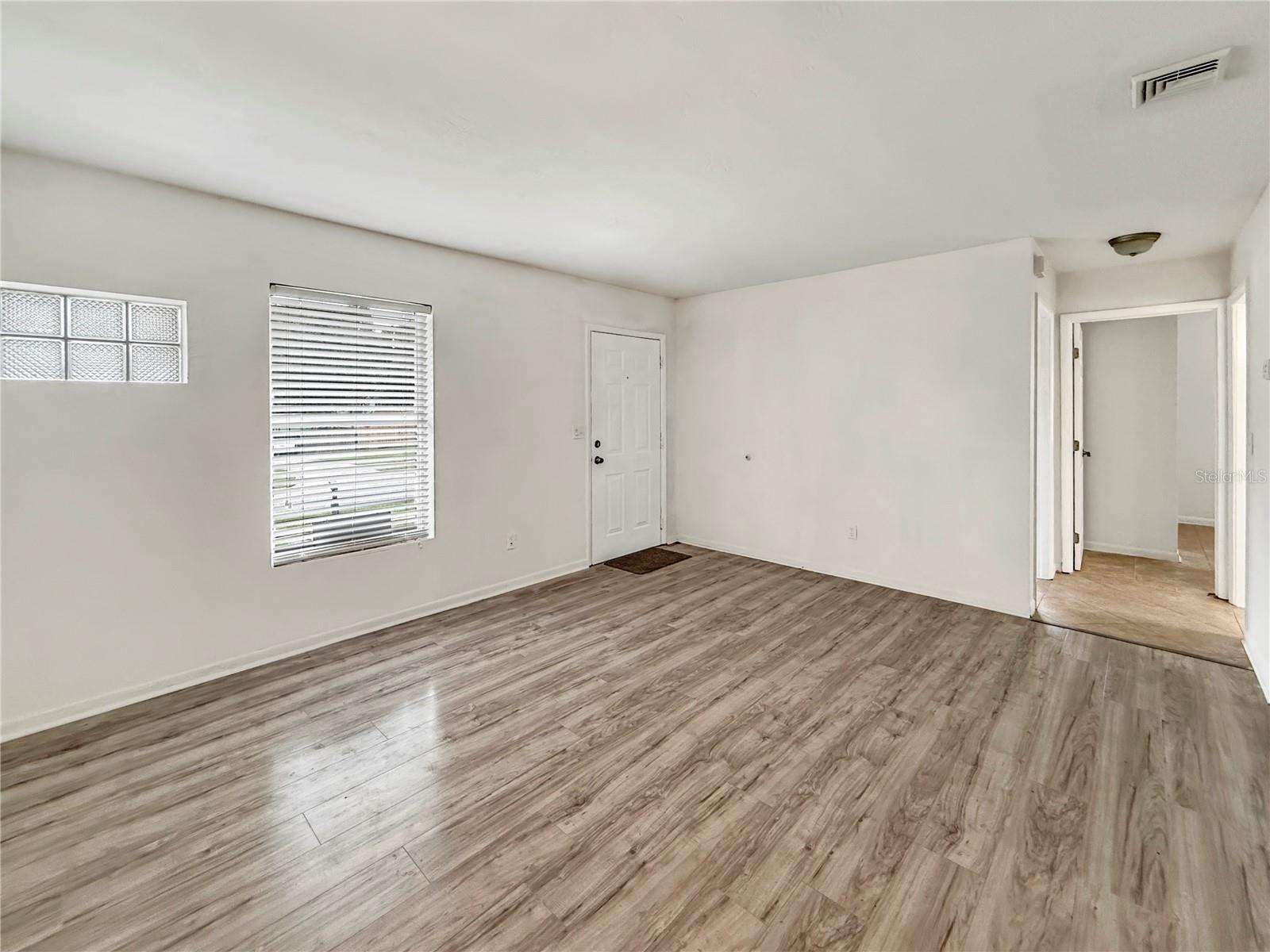 DELTONA LAKES UNIT 11 - Residential