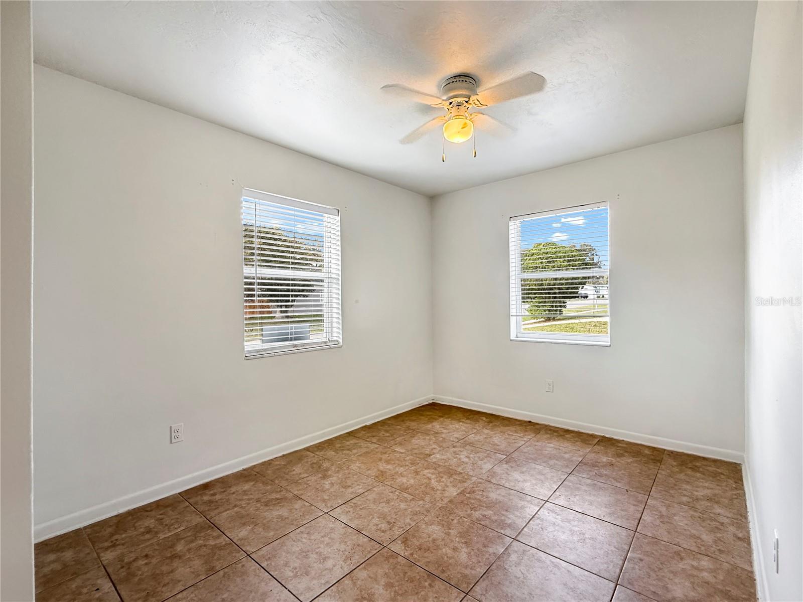 DELTONA LAKES UNIT 11 - Residential
