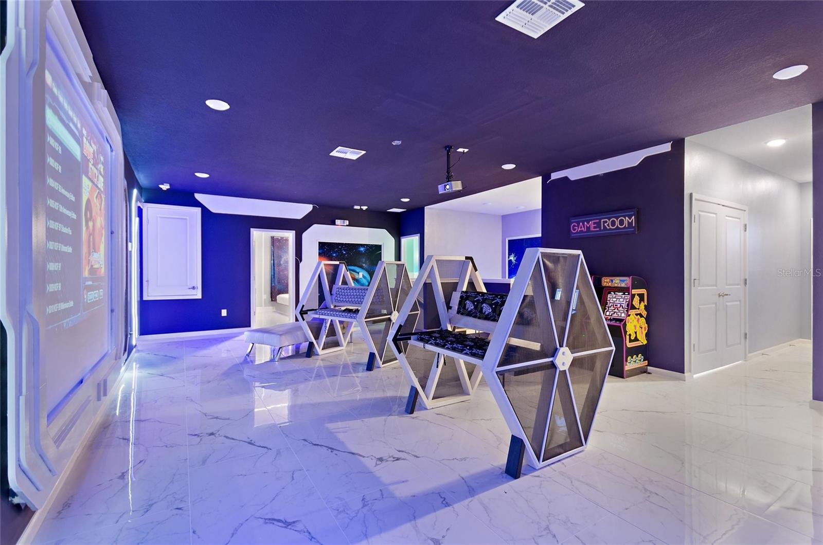 VERANDA PALMS PH 2B2-2C - Residential