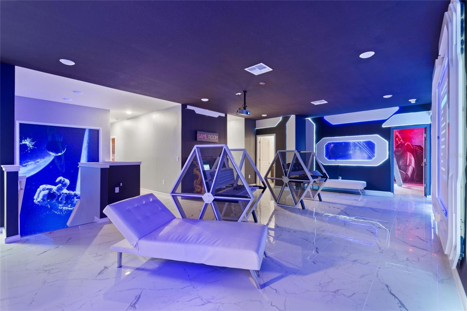 VERANDA PALMS PH 2B2-2C - Residential