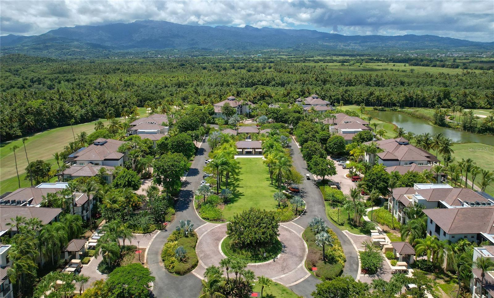 BAHIA BEACH - Residential