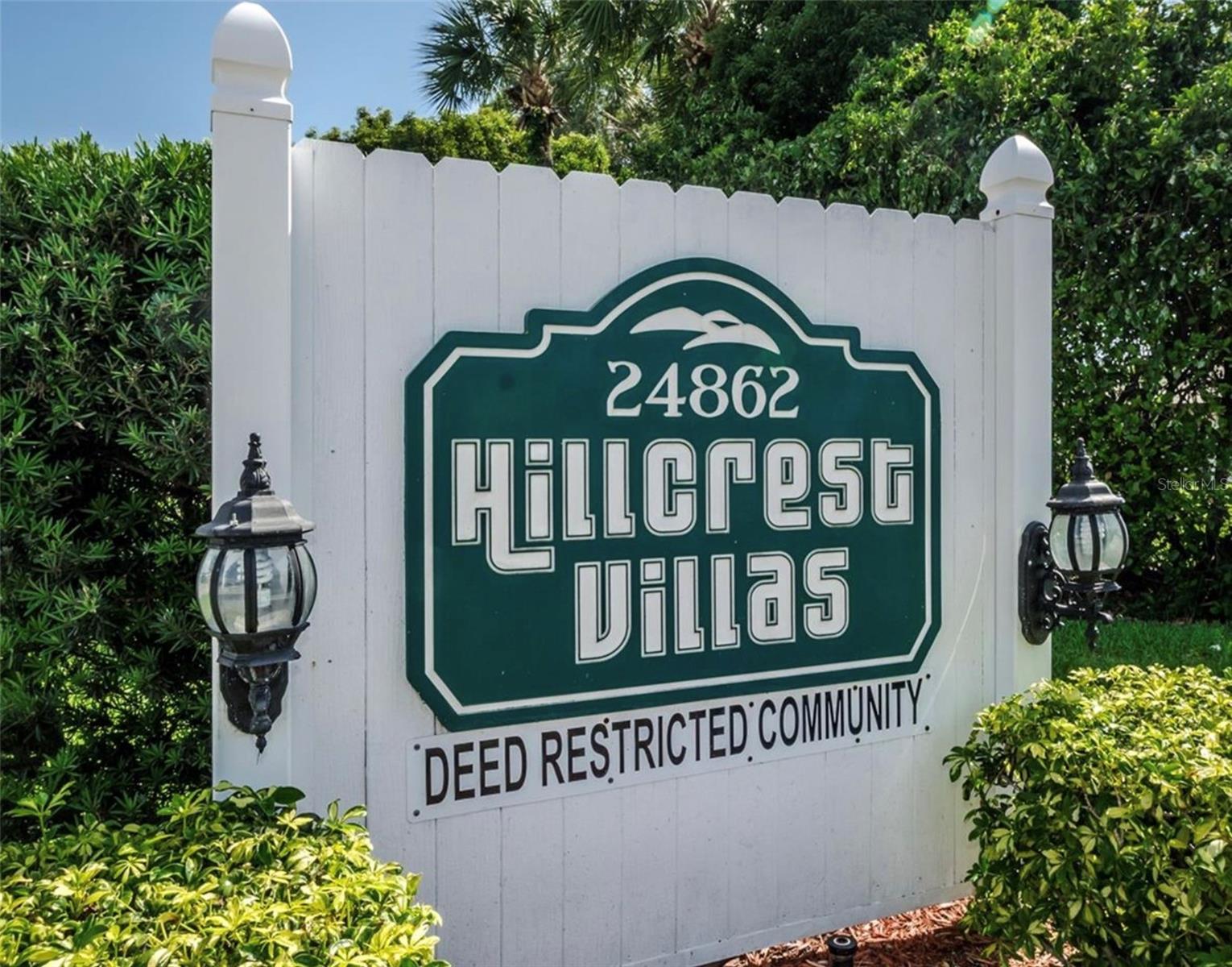 HILL CREST VILLAS - Residential