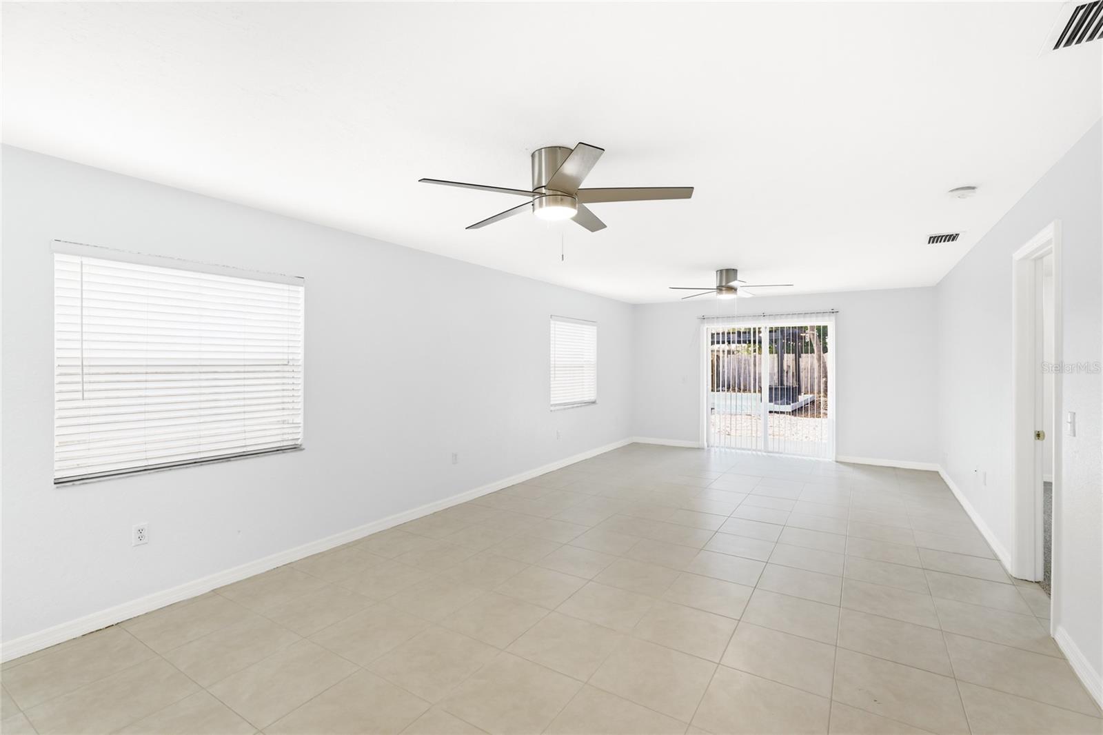 CRESCENT HEIGHTS RESUBDIVIDED - Residential