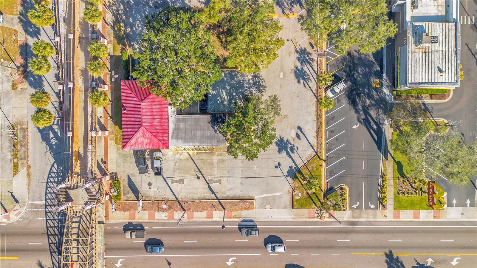 APOPKA TOWN - Commercial Sale