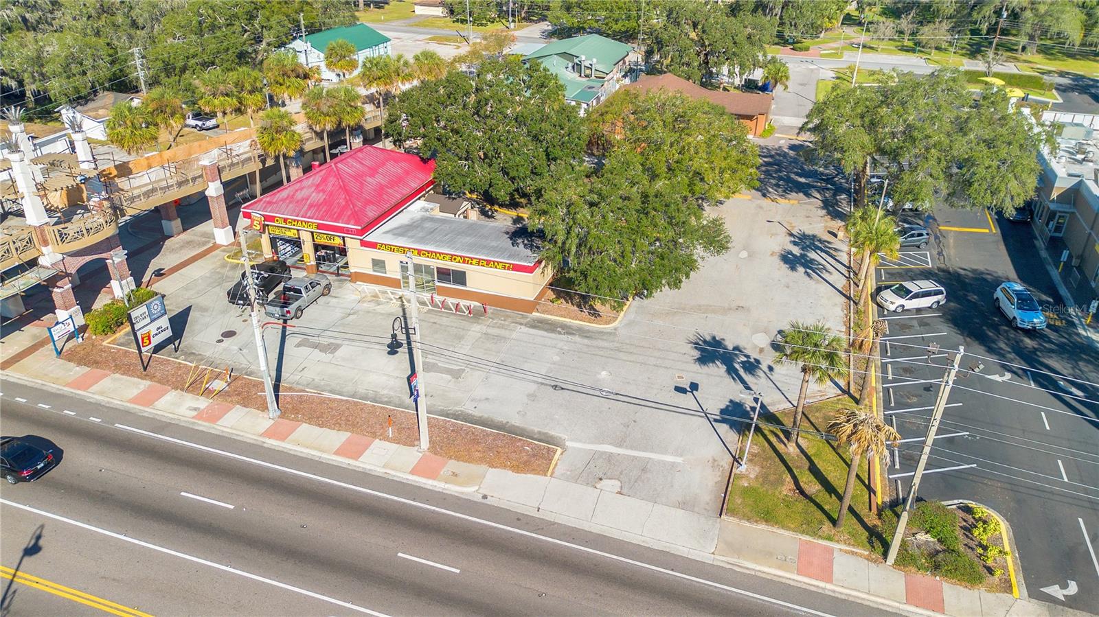 APOPKA TOWN - Commercial Sale