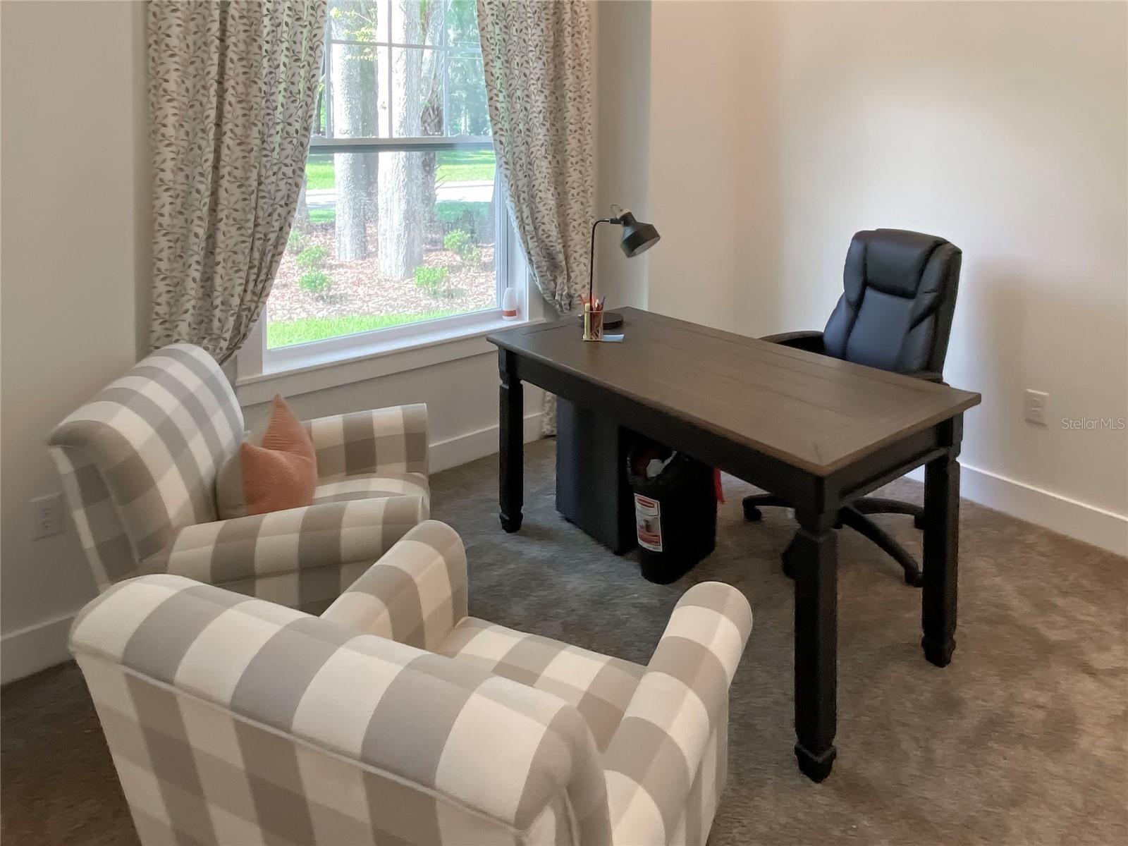 904 AZALEA WALK CIRCLE