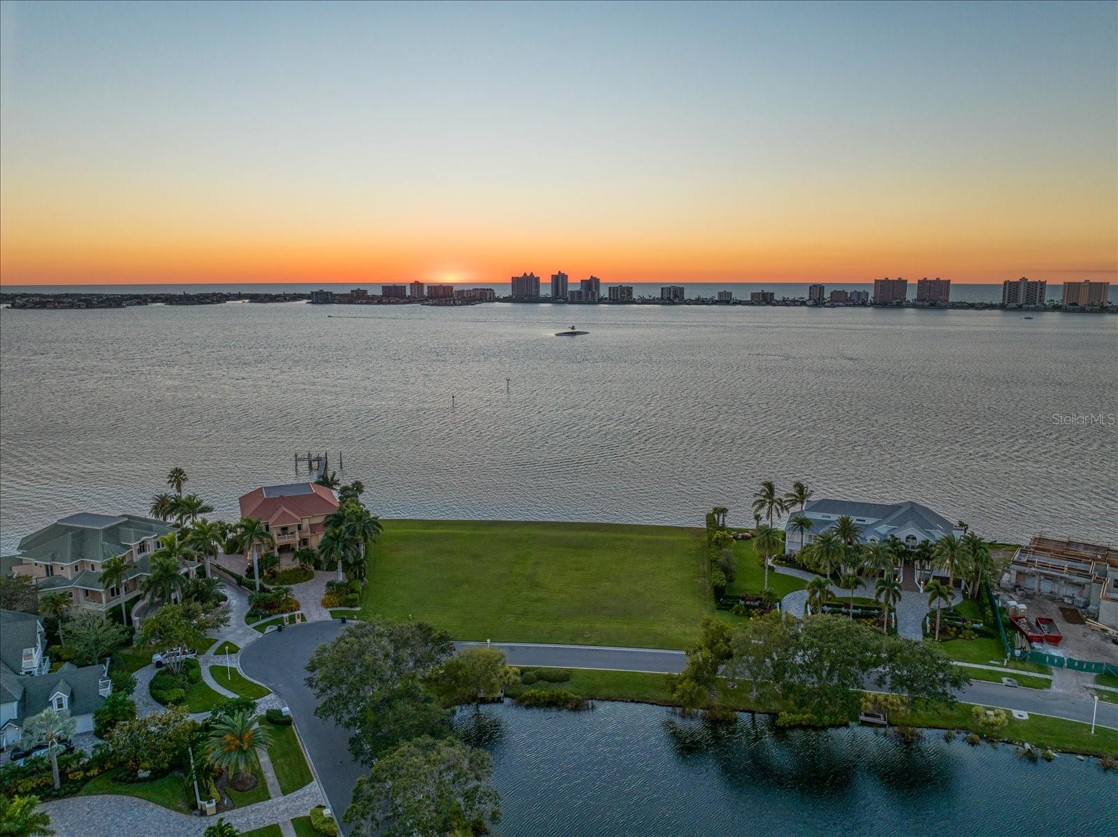 BELLEVIEW ISLAND - Land