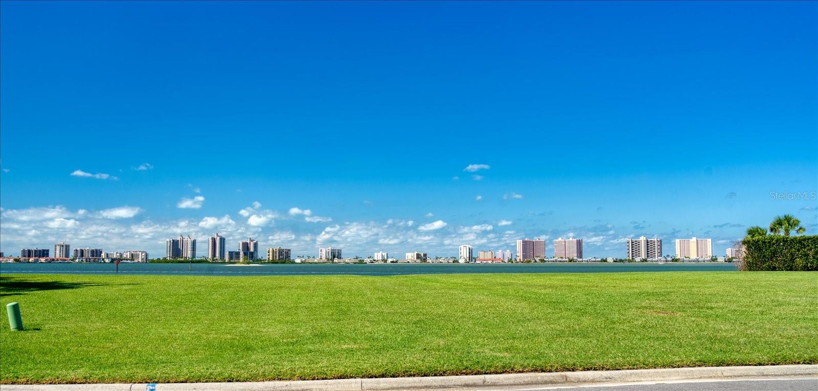 BELLEVIEW ISLAND - Land