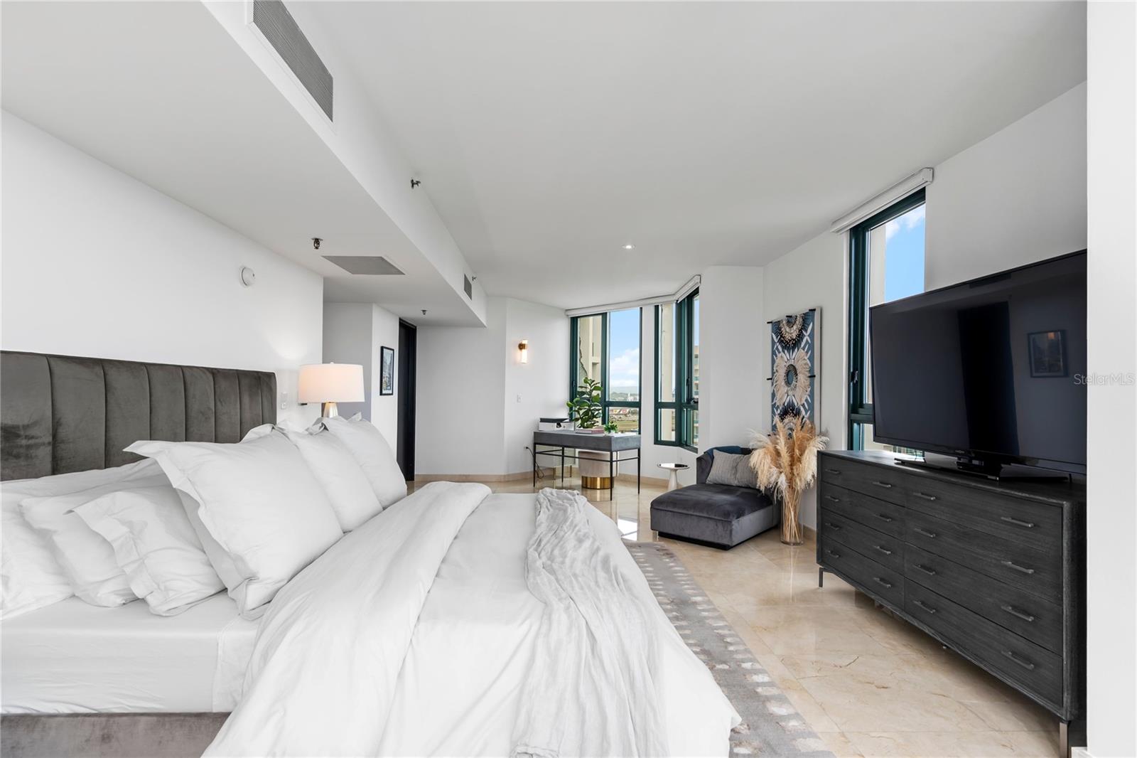 CARIBE PLAZA - Residential